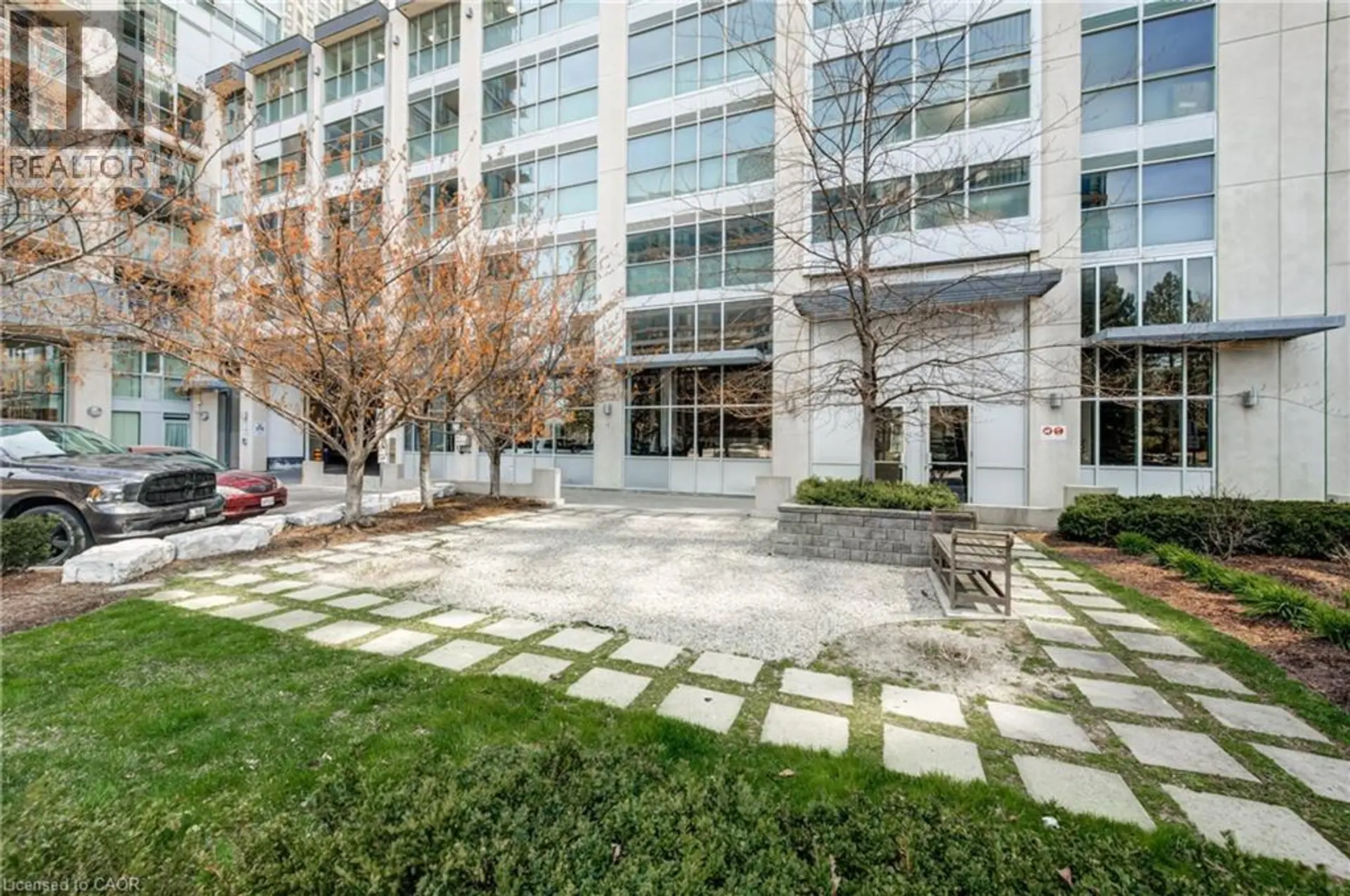 #3104 225 WEBB Drive - Image 2