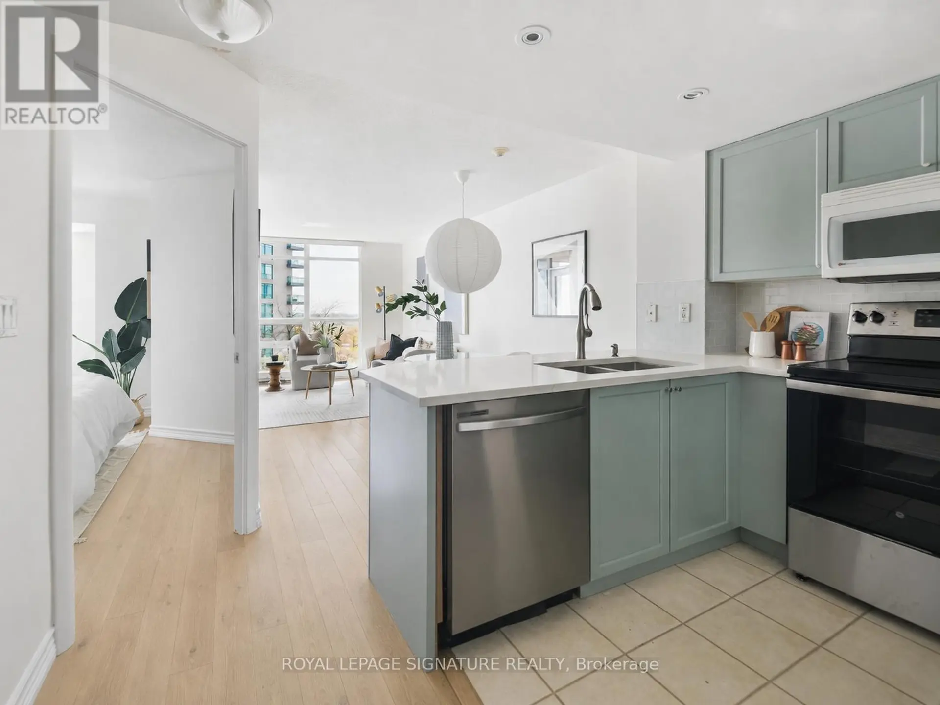 #1102 231 FORT YORK BOULEVARD - Image 3
