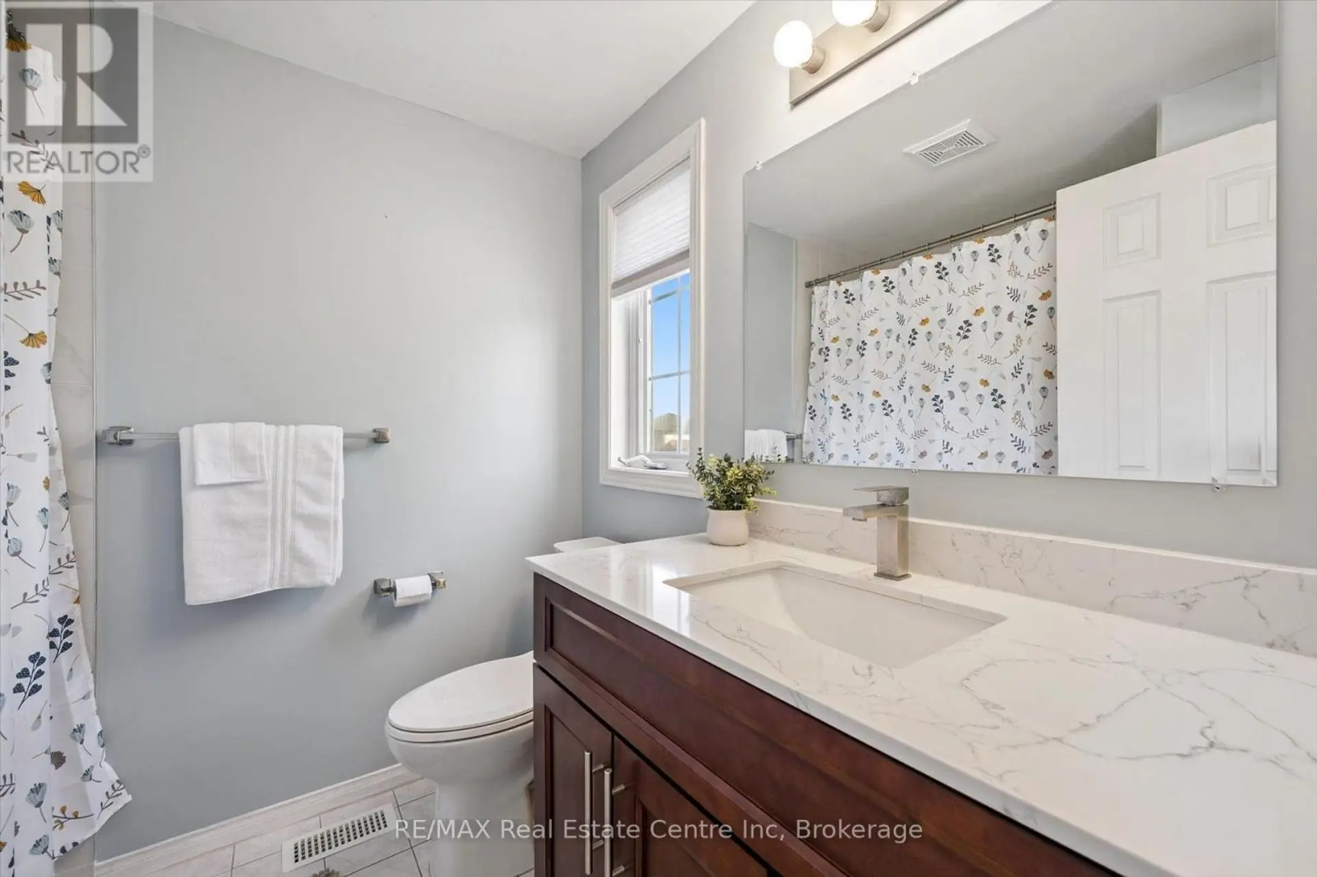 19 RYDE ROAD - Image 11