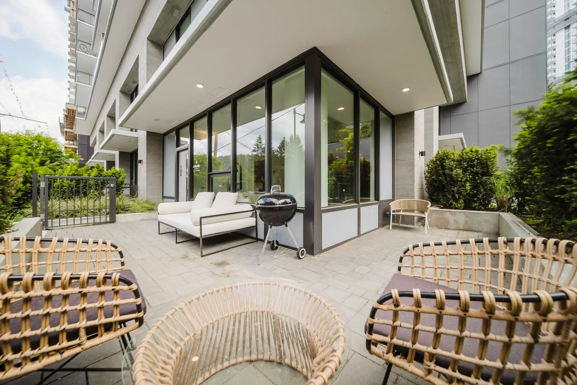#104 626 Claremont Street - Image 6