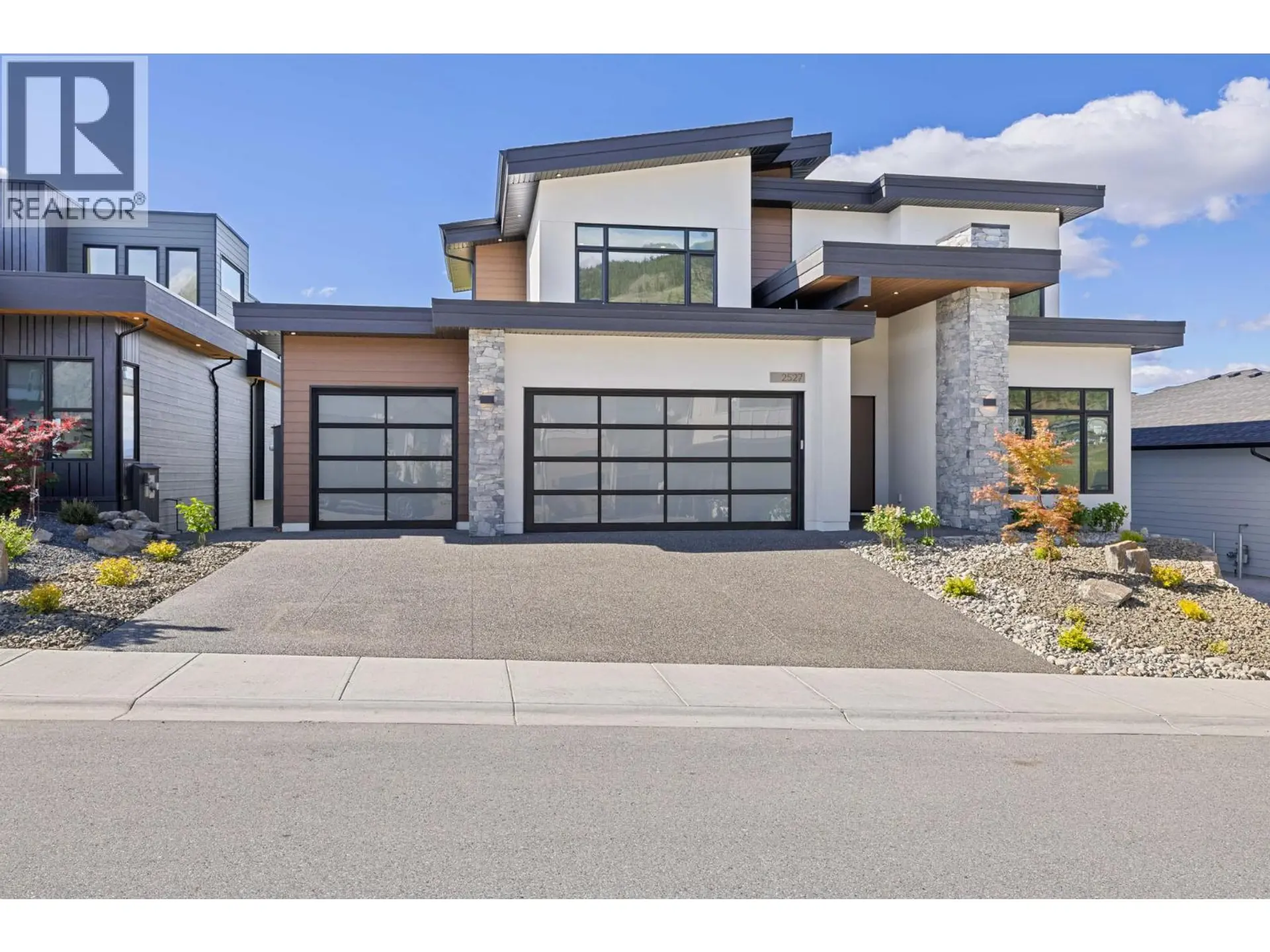 Property at 2527 Pinnacle Ridge Drive, West Kelowna, BC