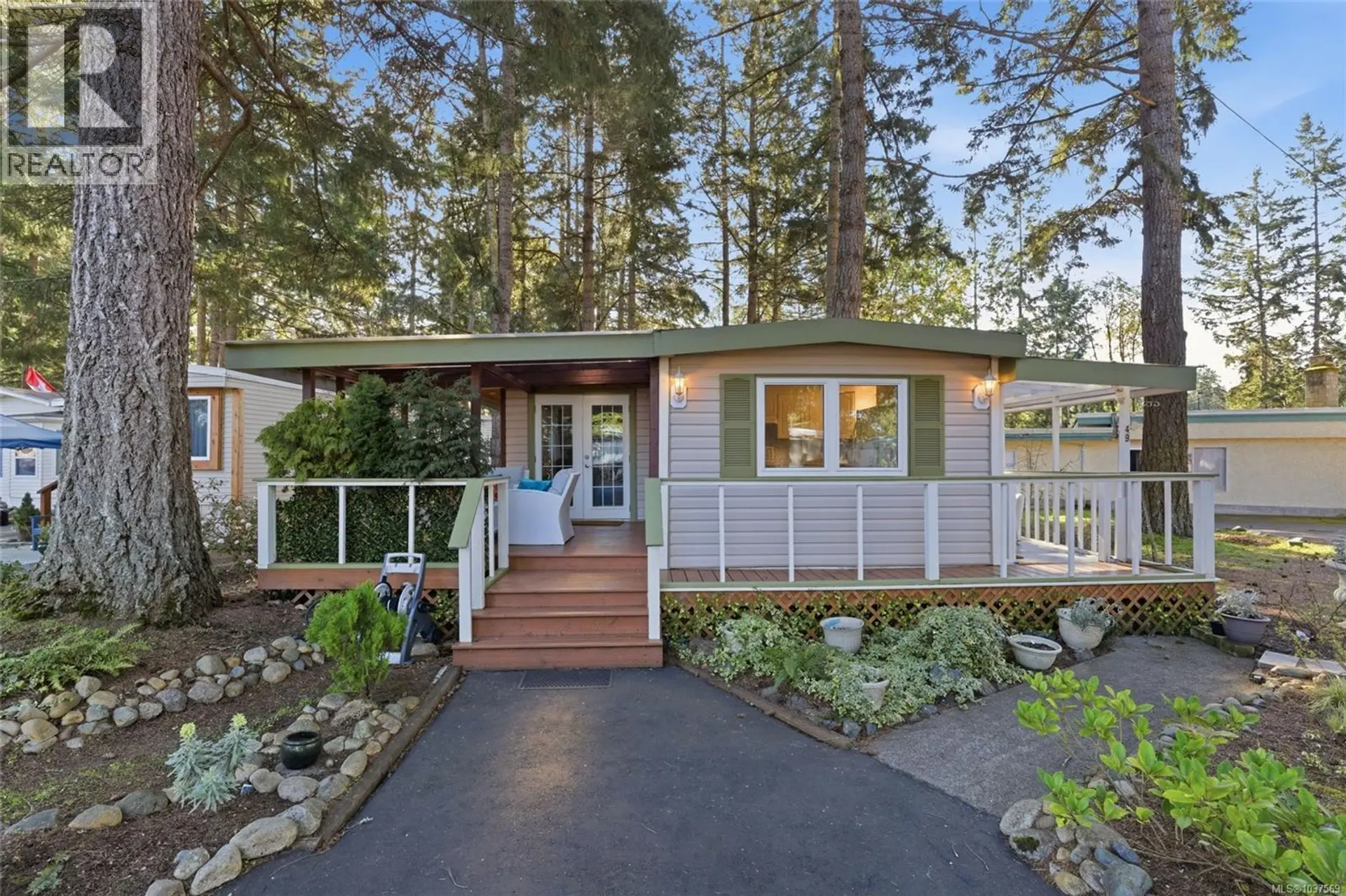 Property at #49 1247 Arbutus Rd, Parksville, BC