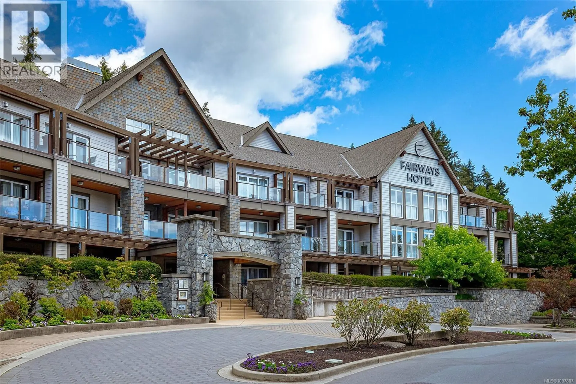 Property at #113/115 D 1376 Lynburne Pl, Langford, BC