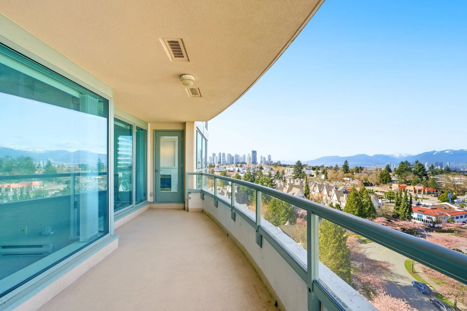Property at #1003 6622 Southoaks Crescent, Burnaby, BC