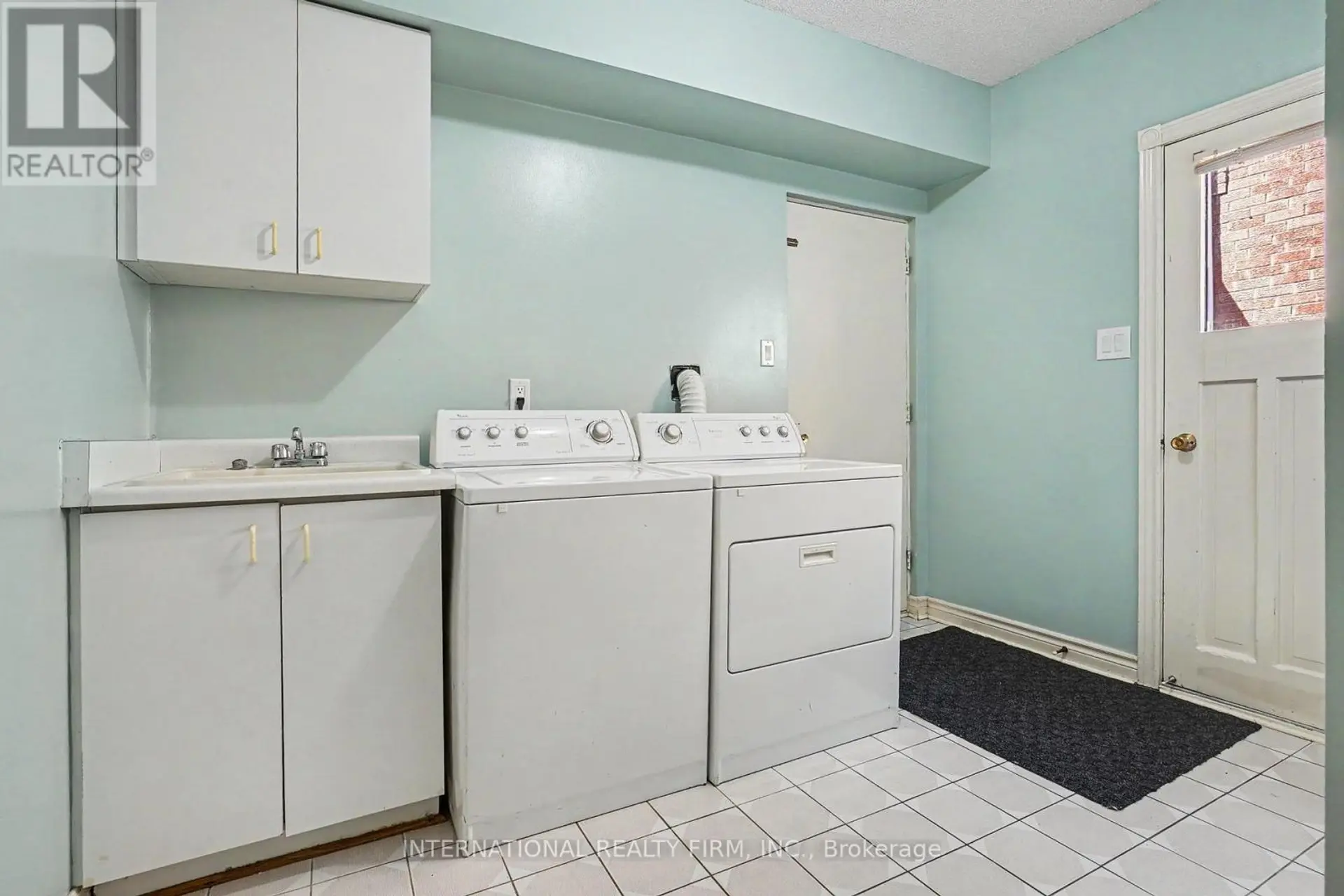 46 HEATH STREET - Image 9