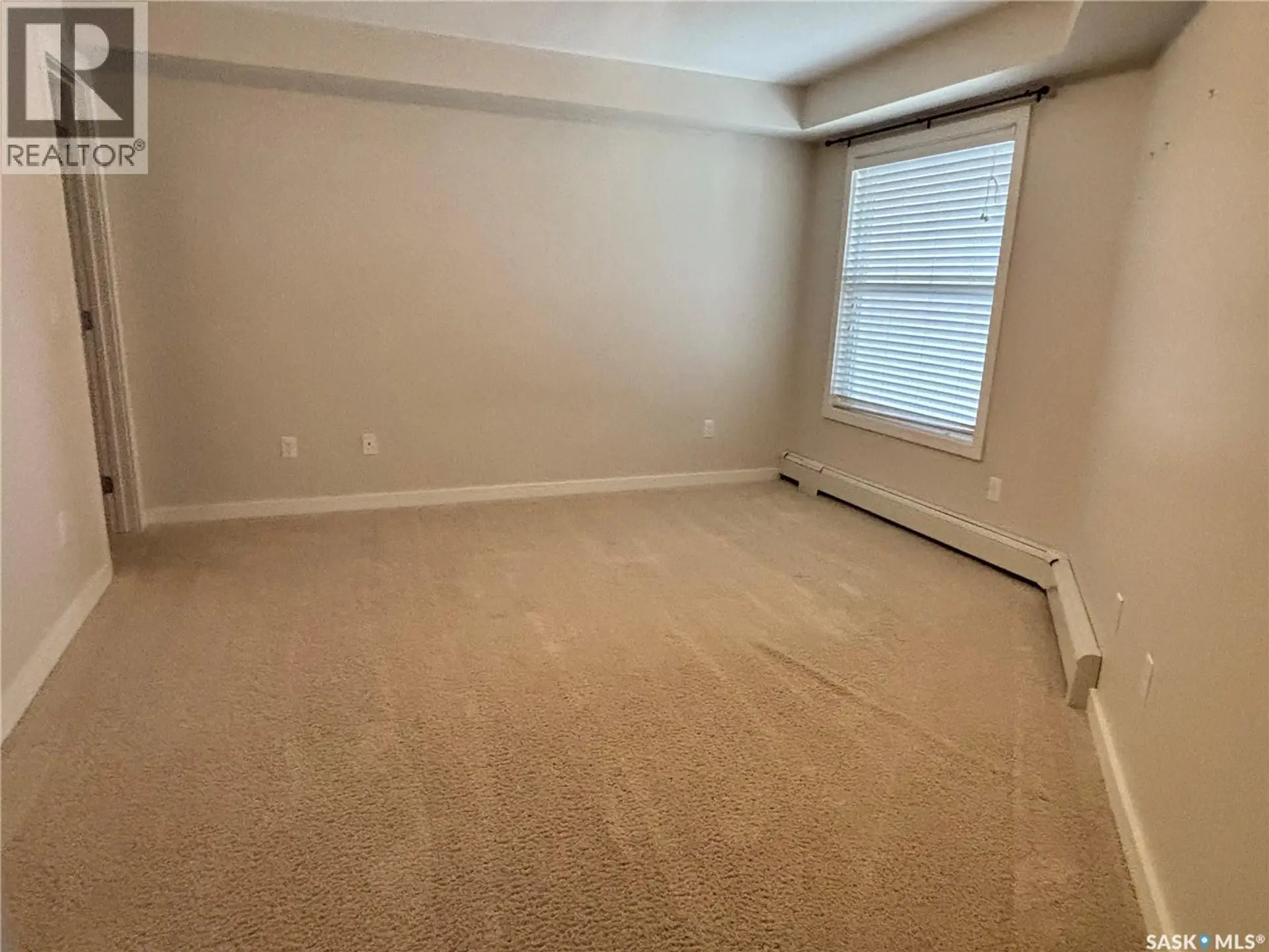 #117 211 LEDINGHAM STREET - Image 5