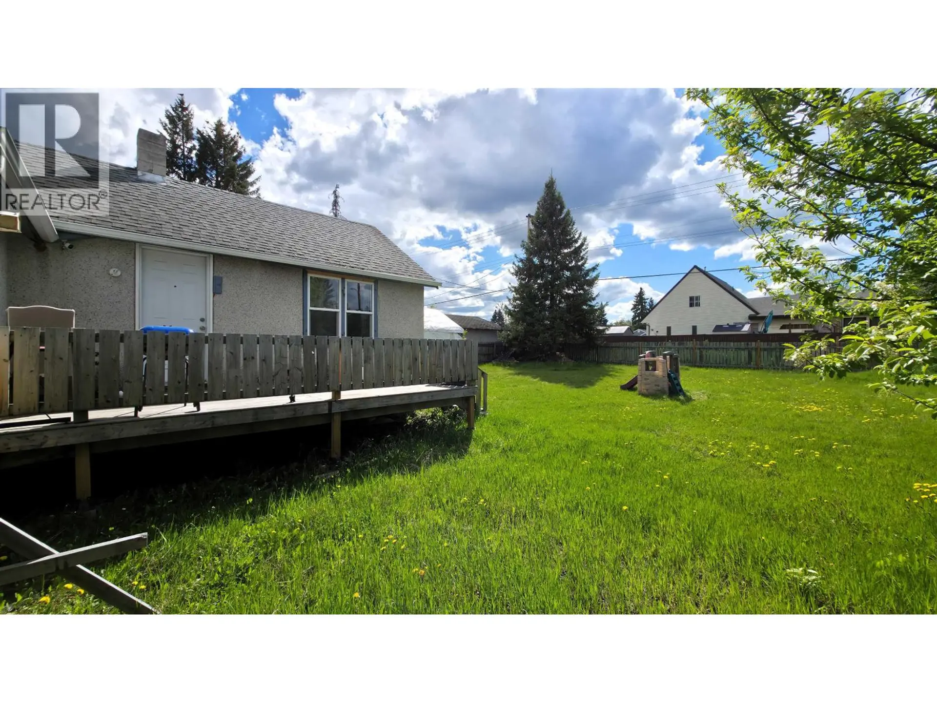 1047 CARNEY STREET - Image 9