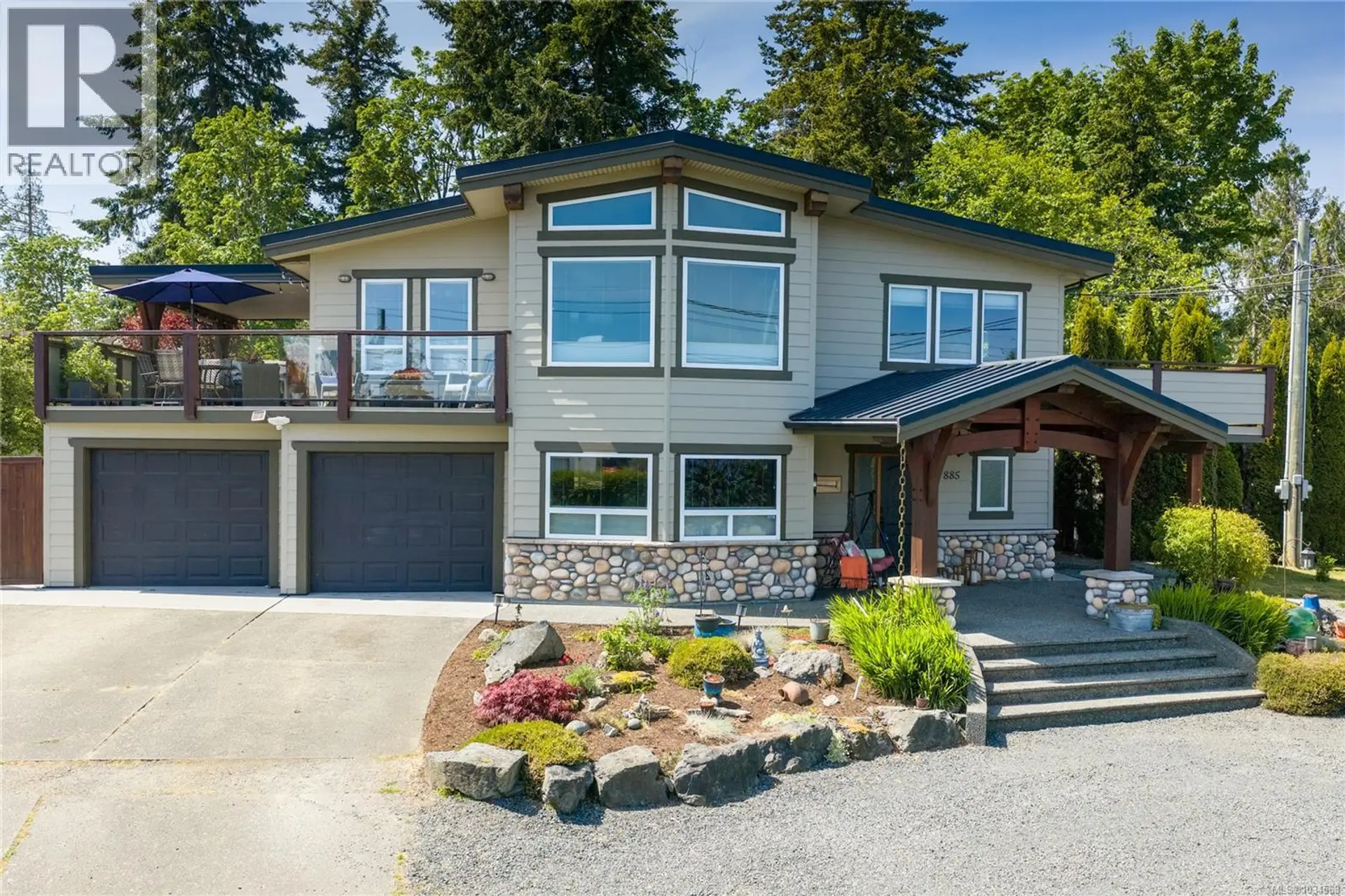 Property at 885 Glenhale Cres, French Creek, BC