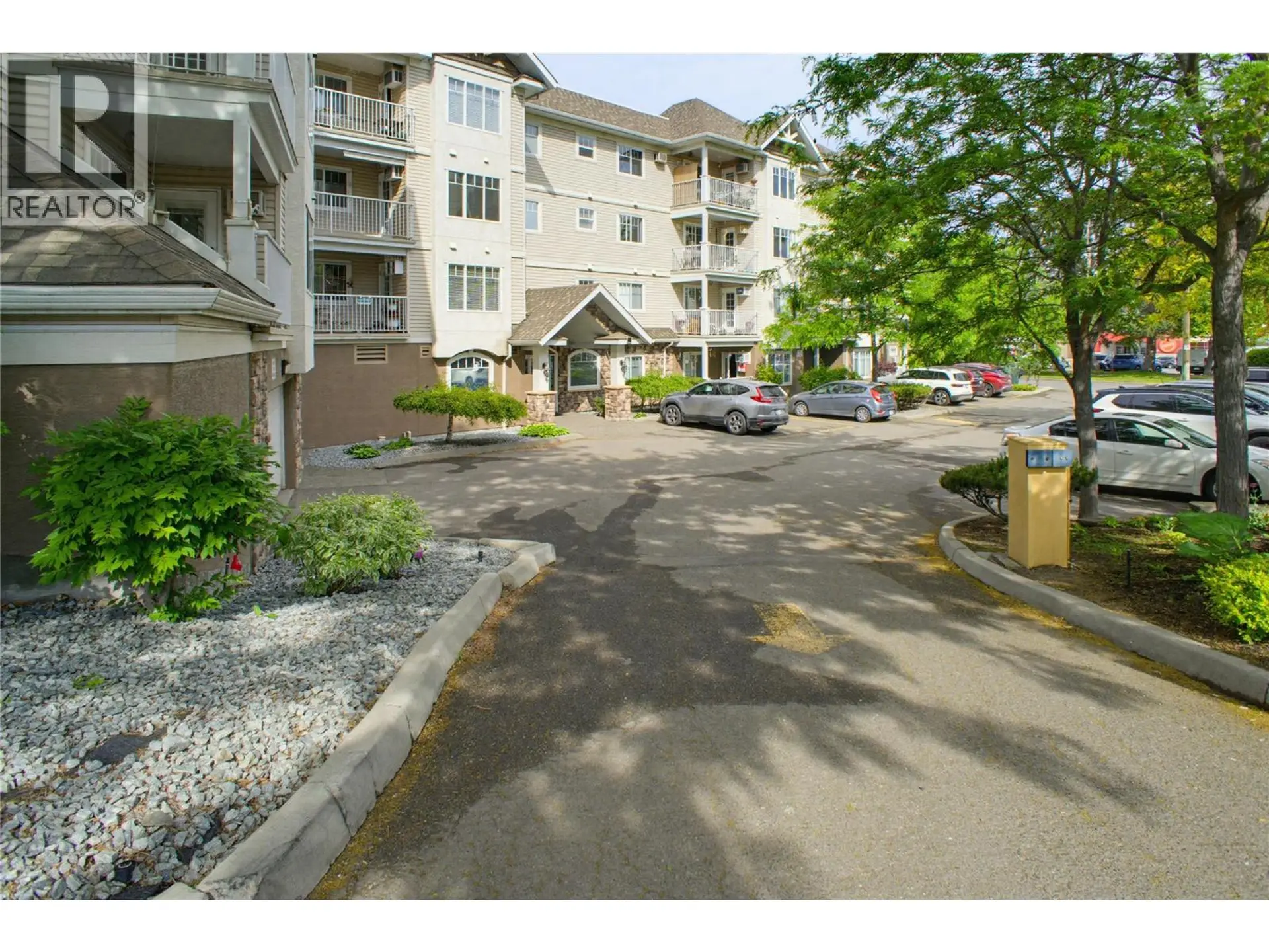 #409 120 VERNON Avenue - Image 2