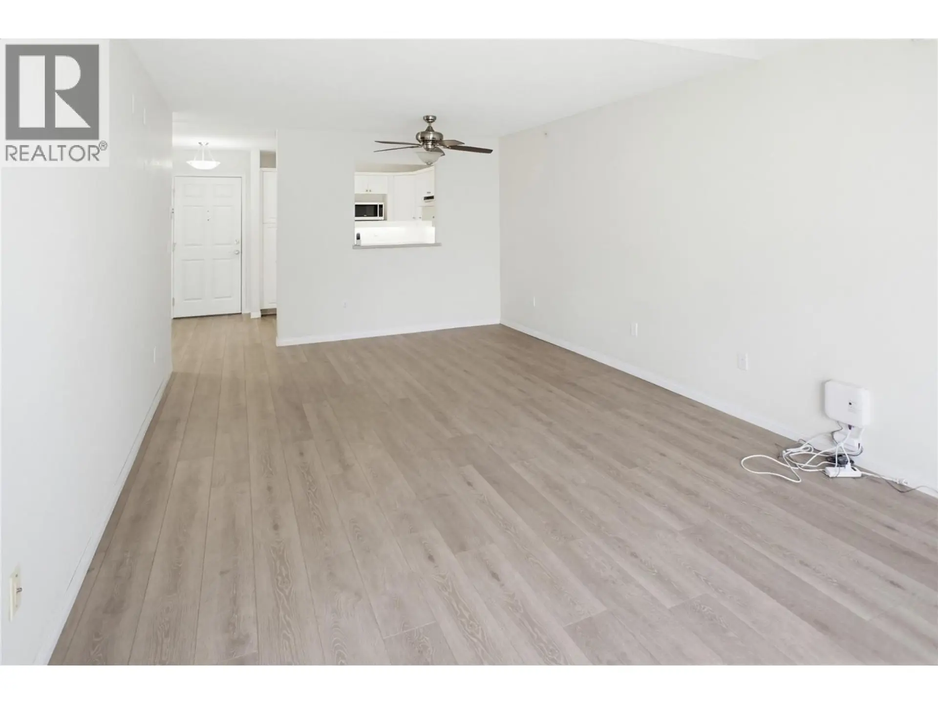 #409 120 VERNON Avenue - Image 6