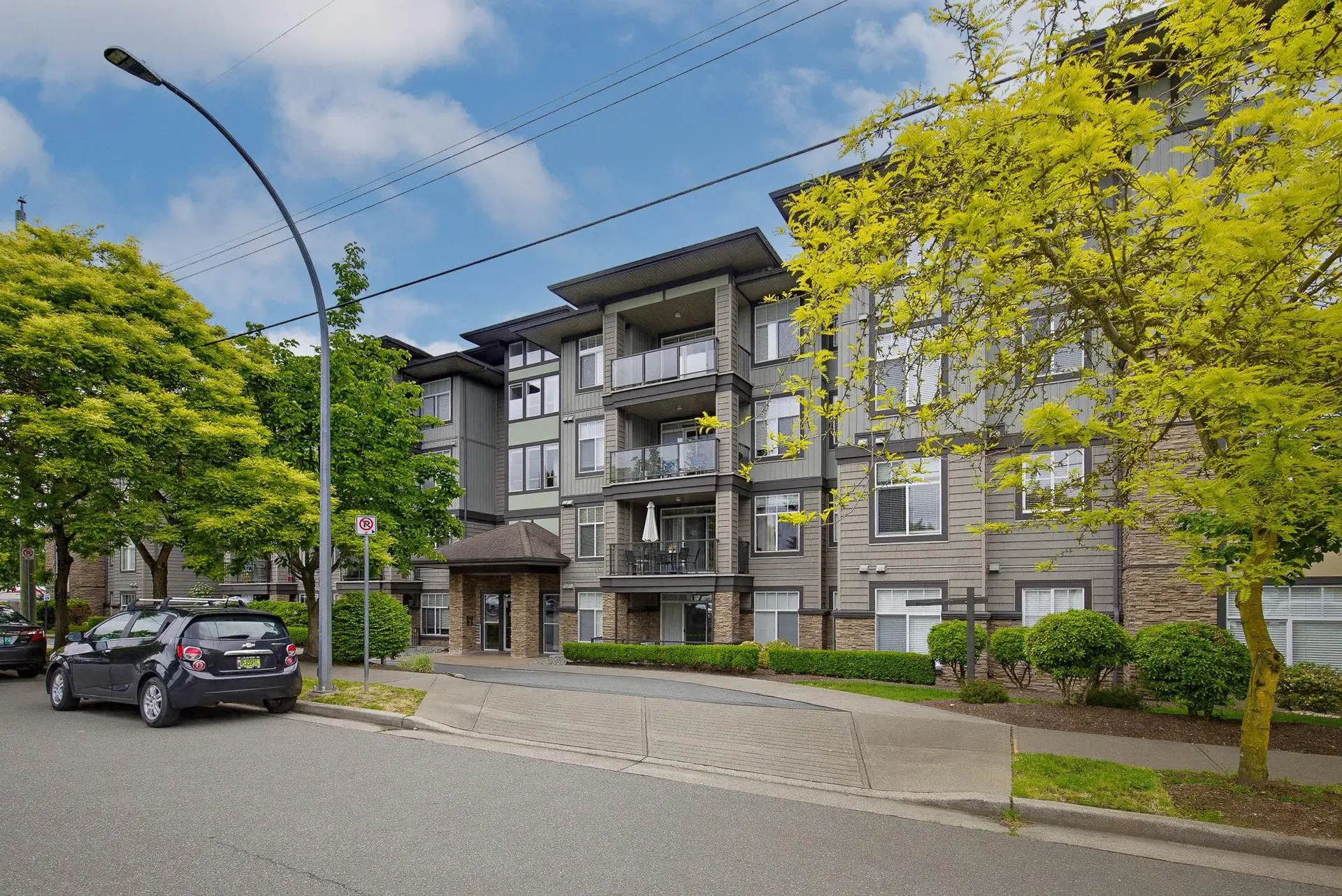 Property at #403 2068 Sandalwood Crescent, Abbotsford, BC