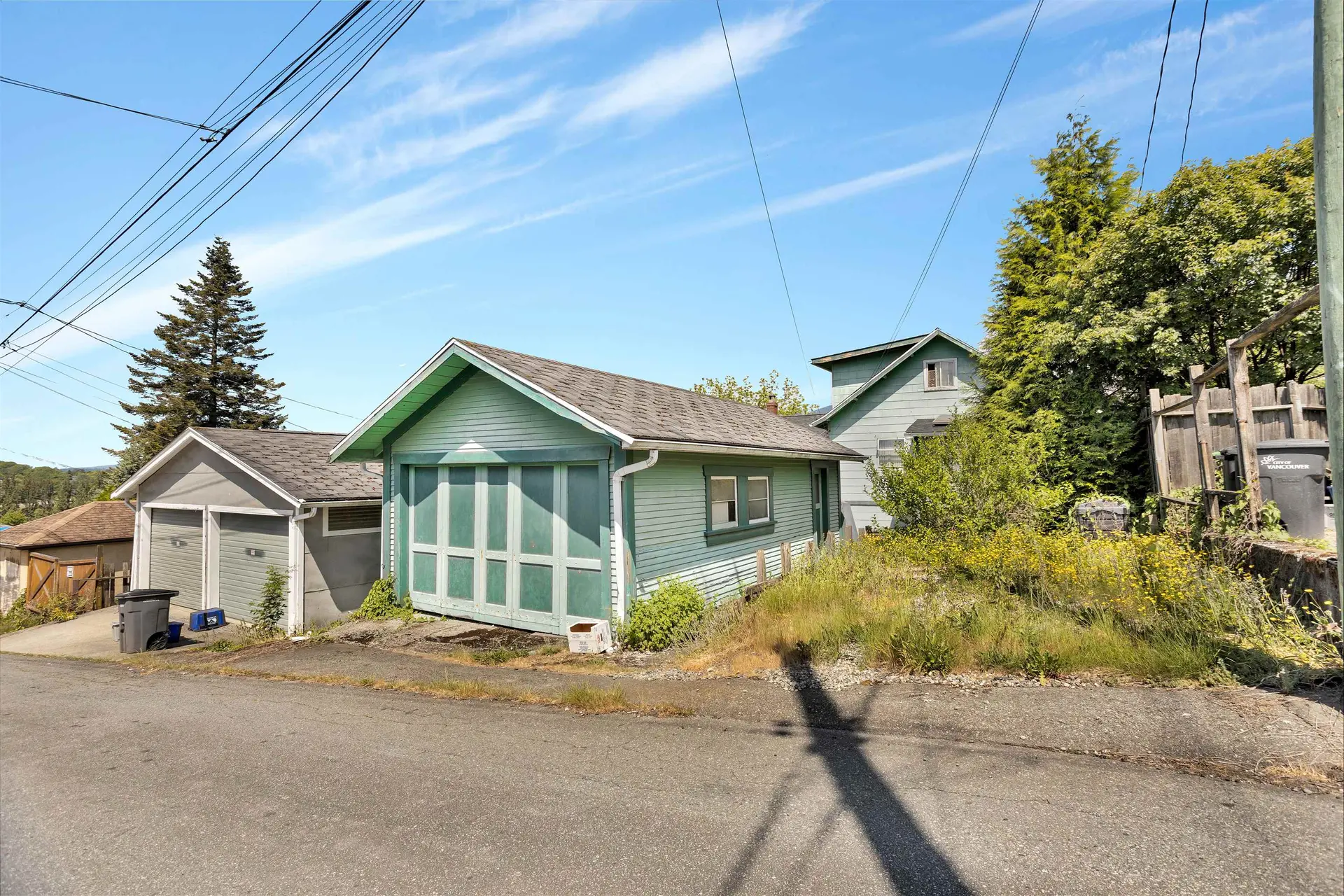 3450 Oxford Street - Image 8