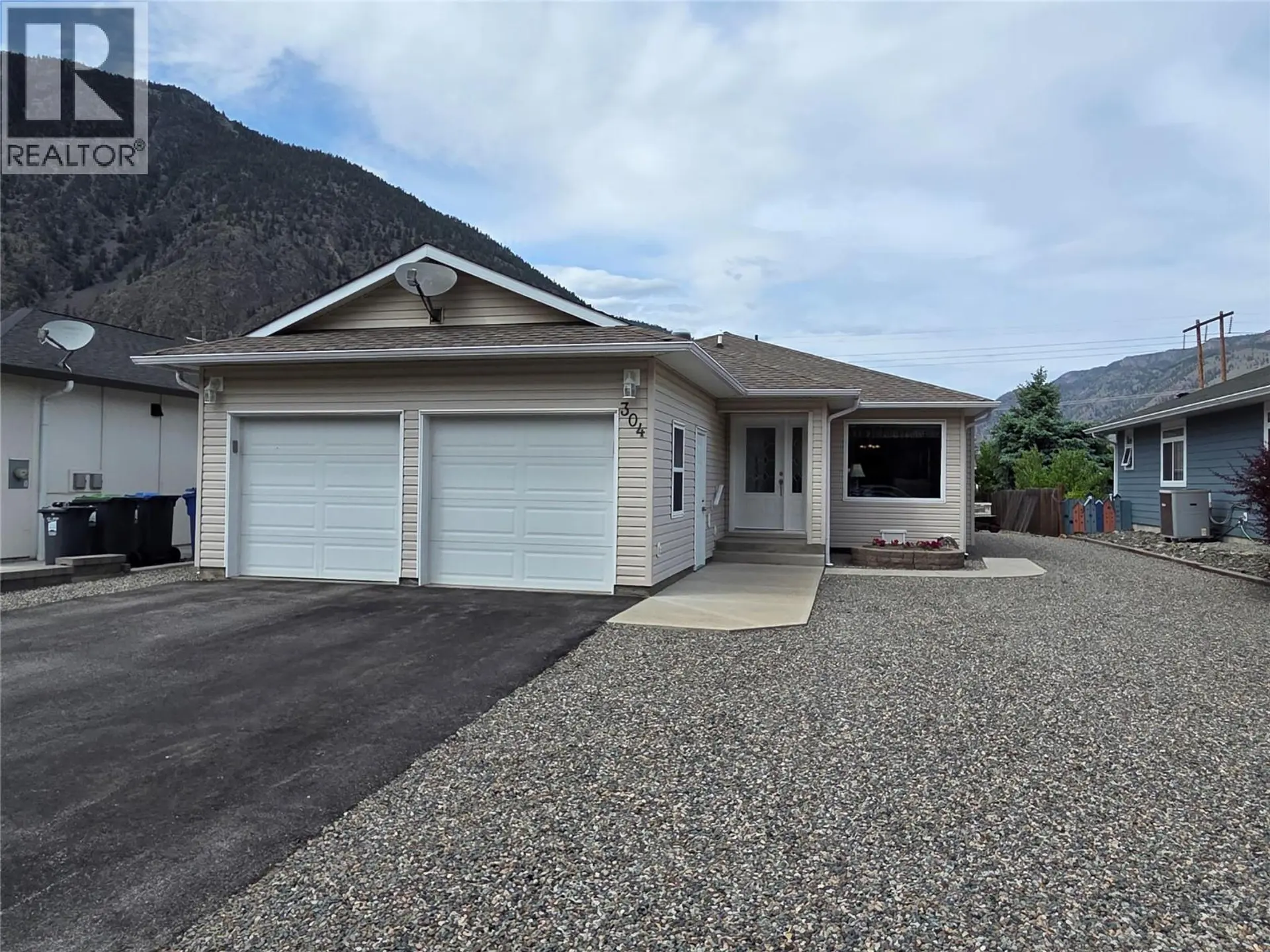Property at 304 9th Avenue, Keremeos, BC