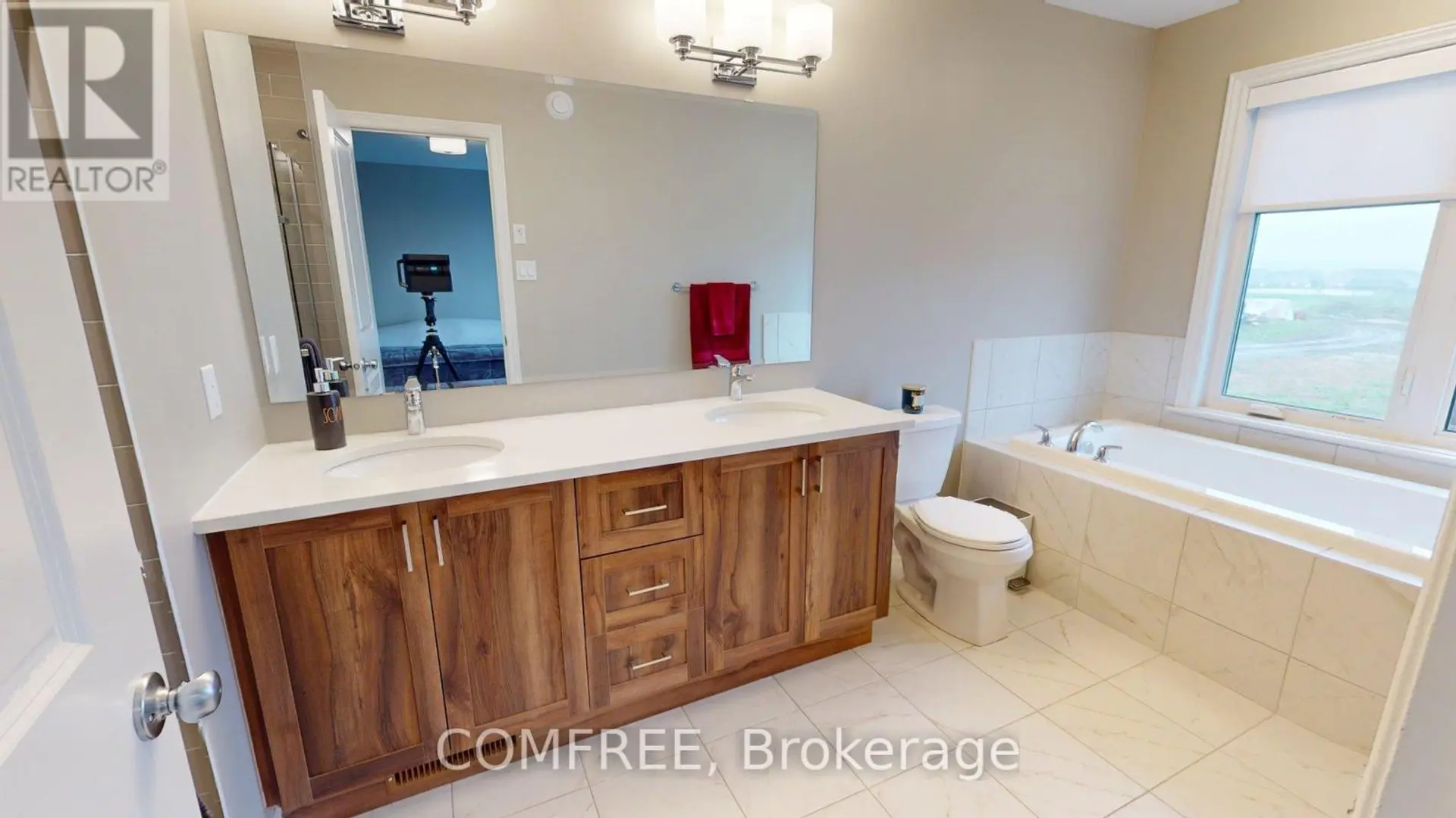 881 ANTONIO FARLEY STREET - Image 8
