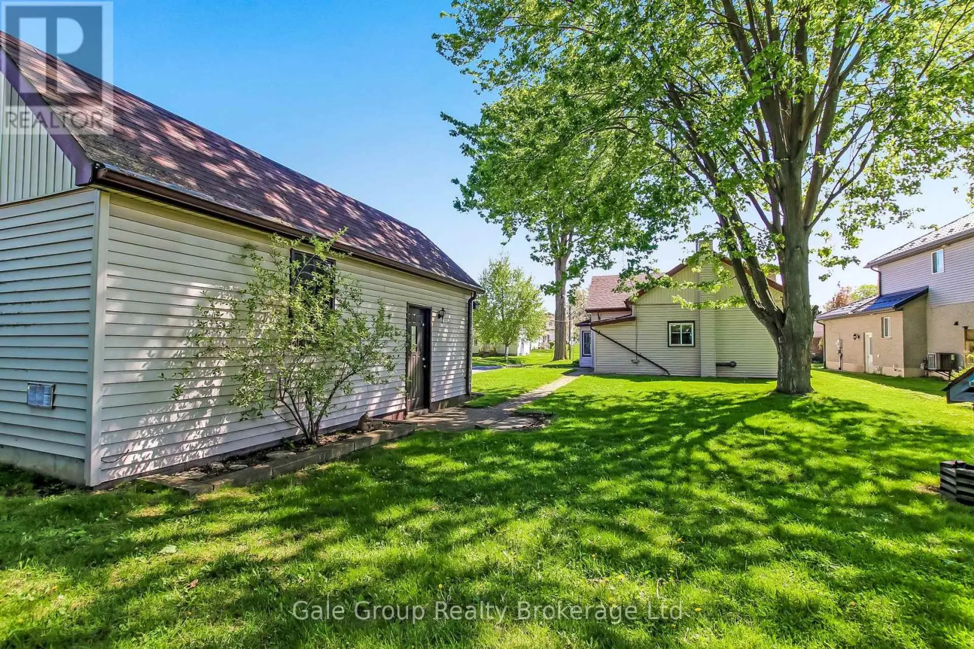 42 MAUD STREET - Image 6