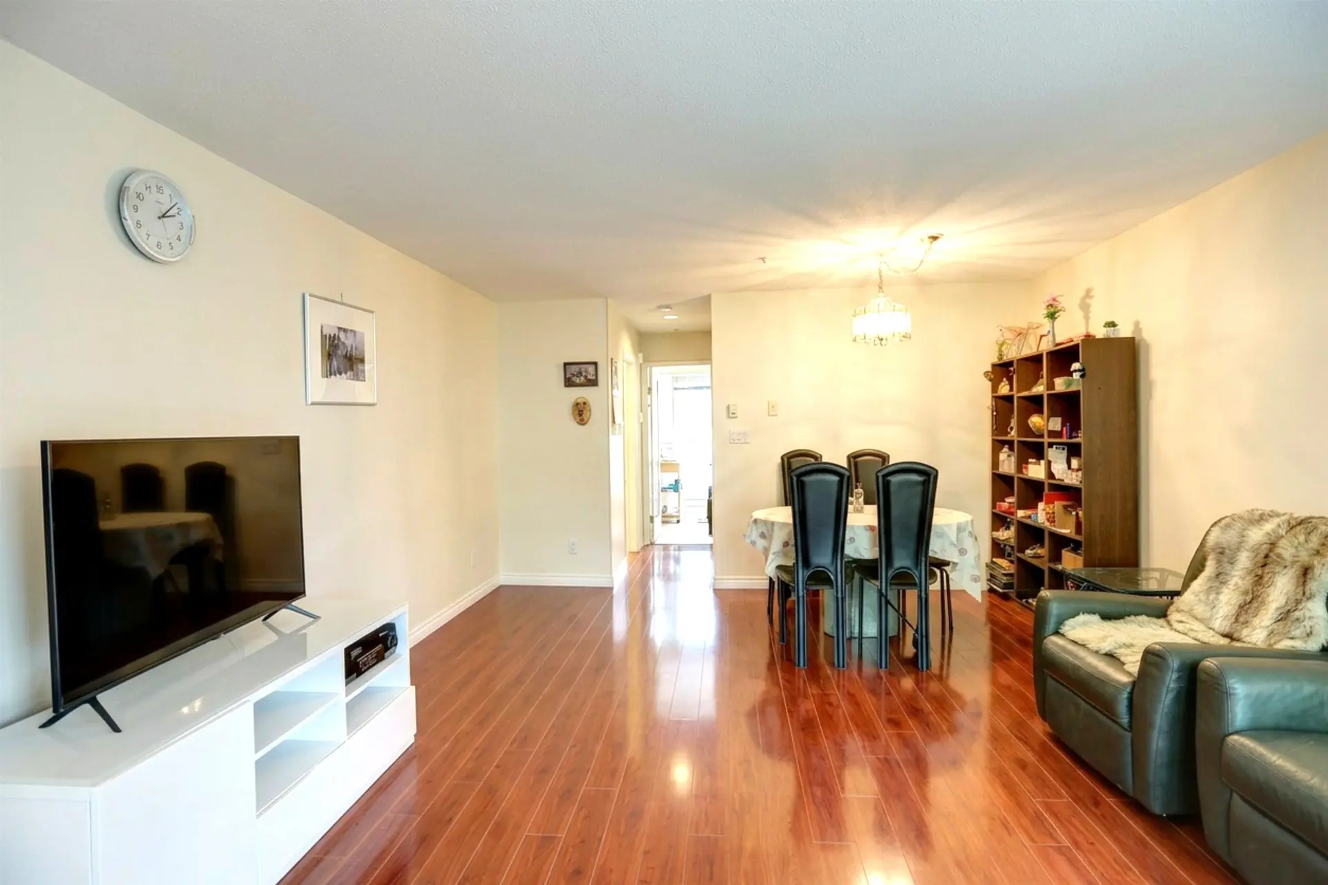 4875 Duchess Street - Image 18