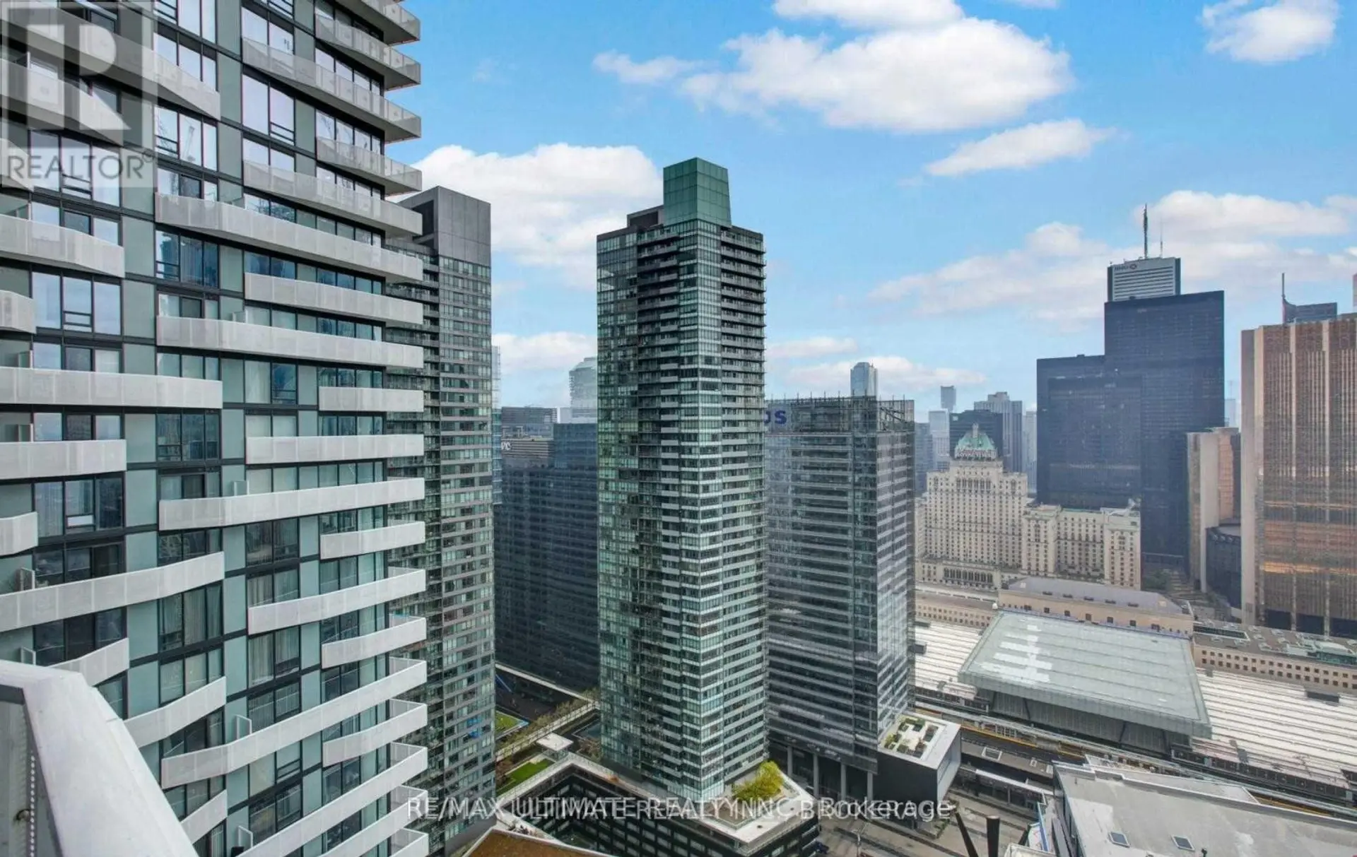 #4203 88 HARBOUR STREET - Image 18