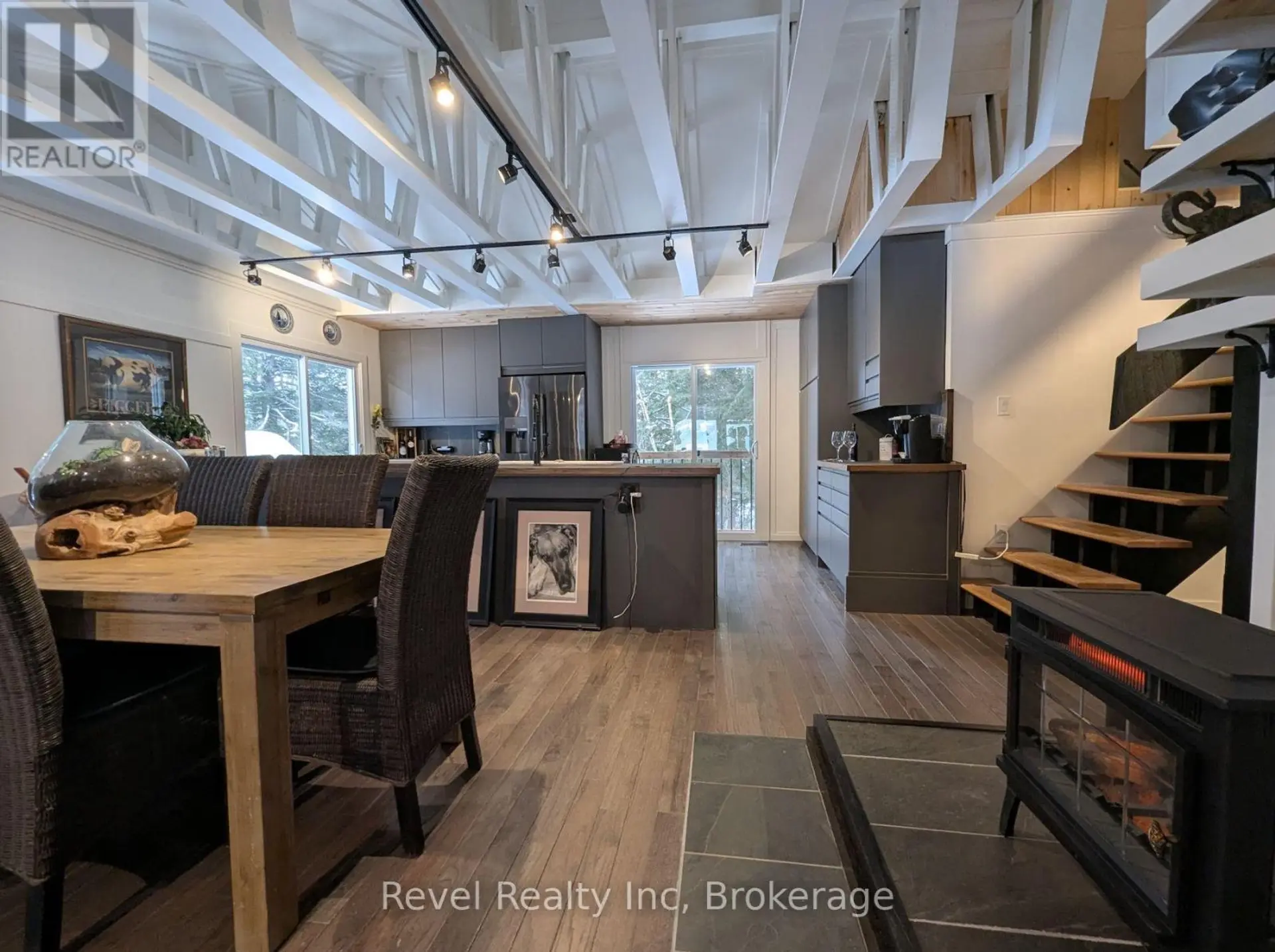 22 CAMP ROAD - Image 4