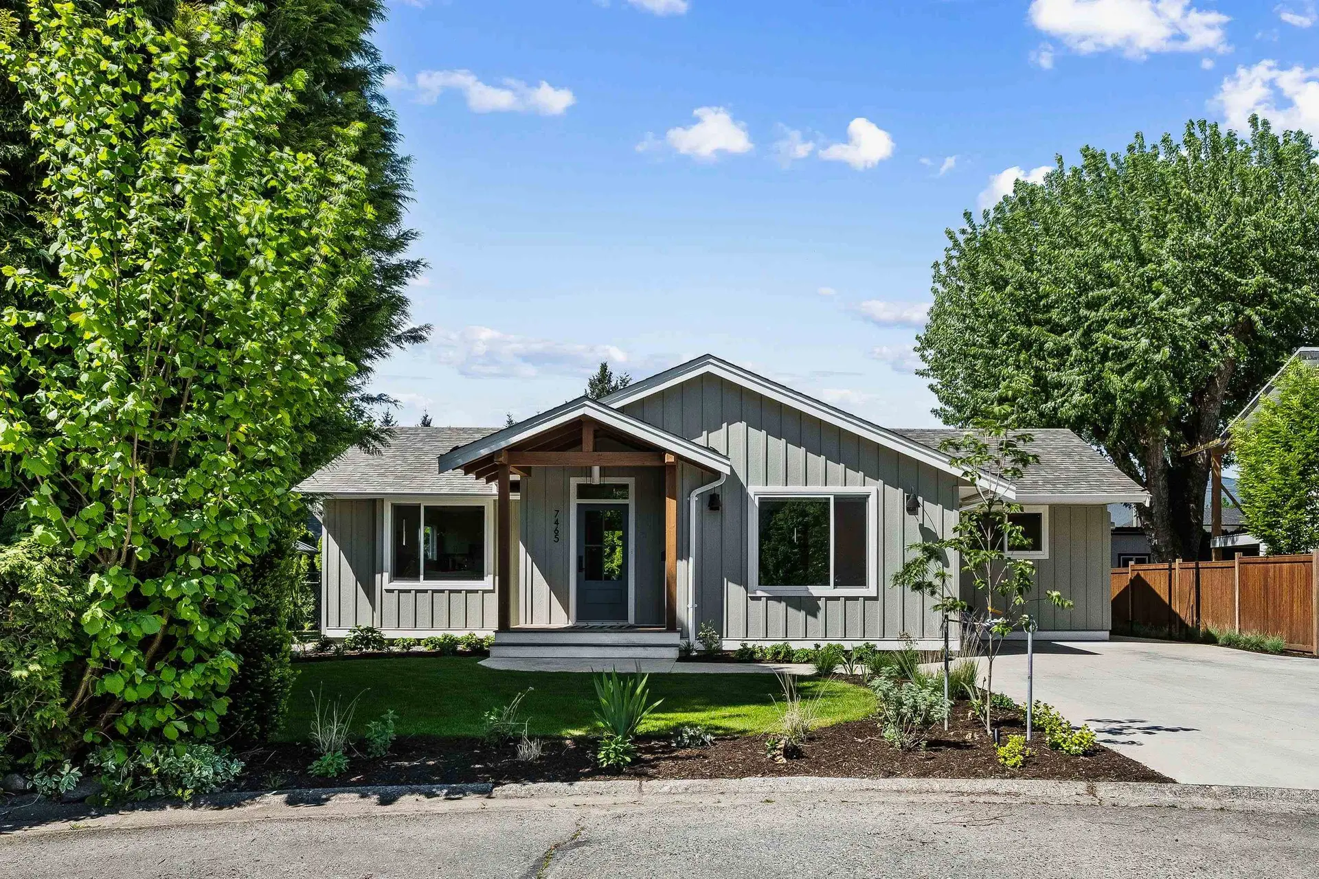 Property at 7465 Laurel Place, Agassiz, BC