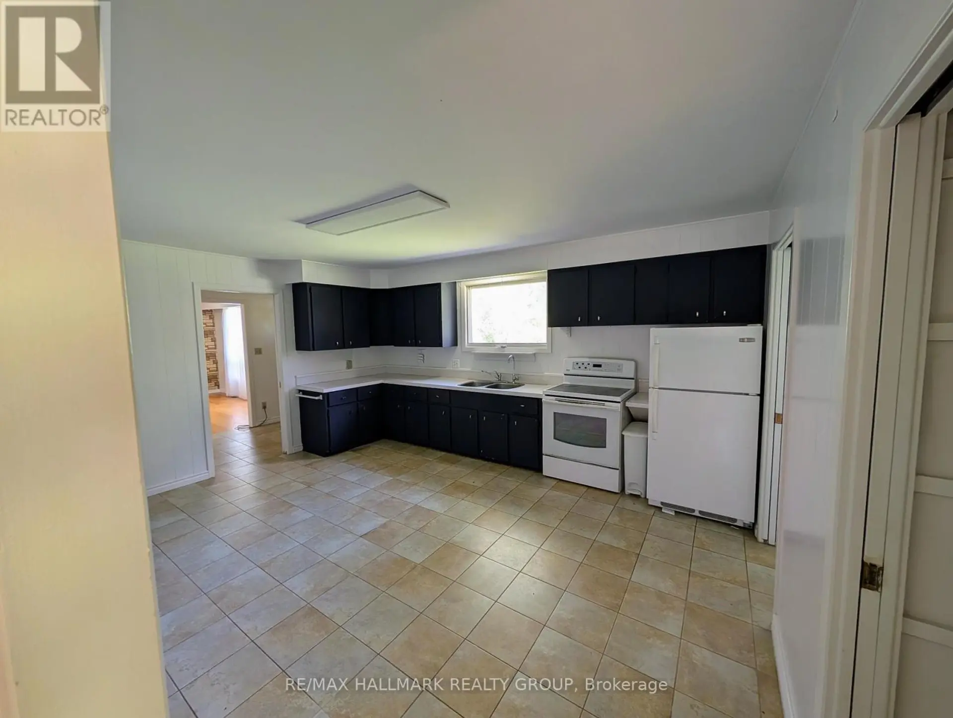 1636 STAGECOACH ROAD - Image 4
