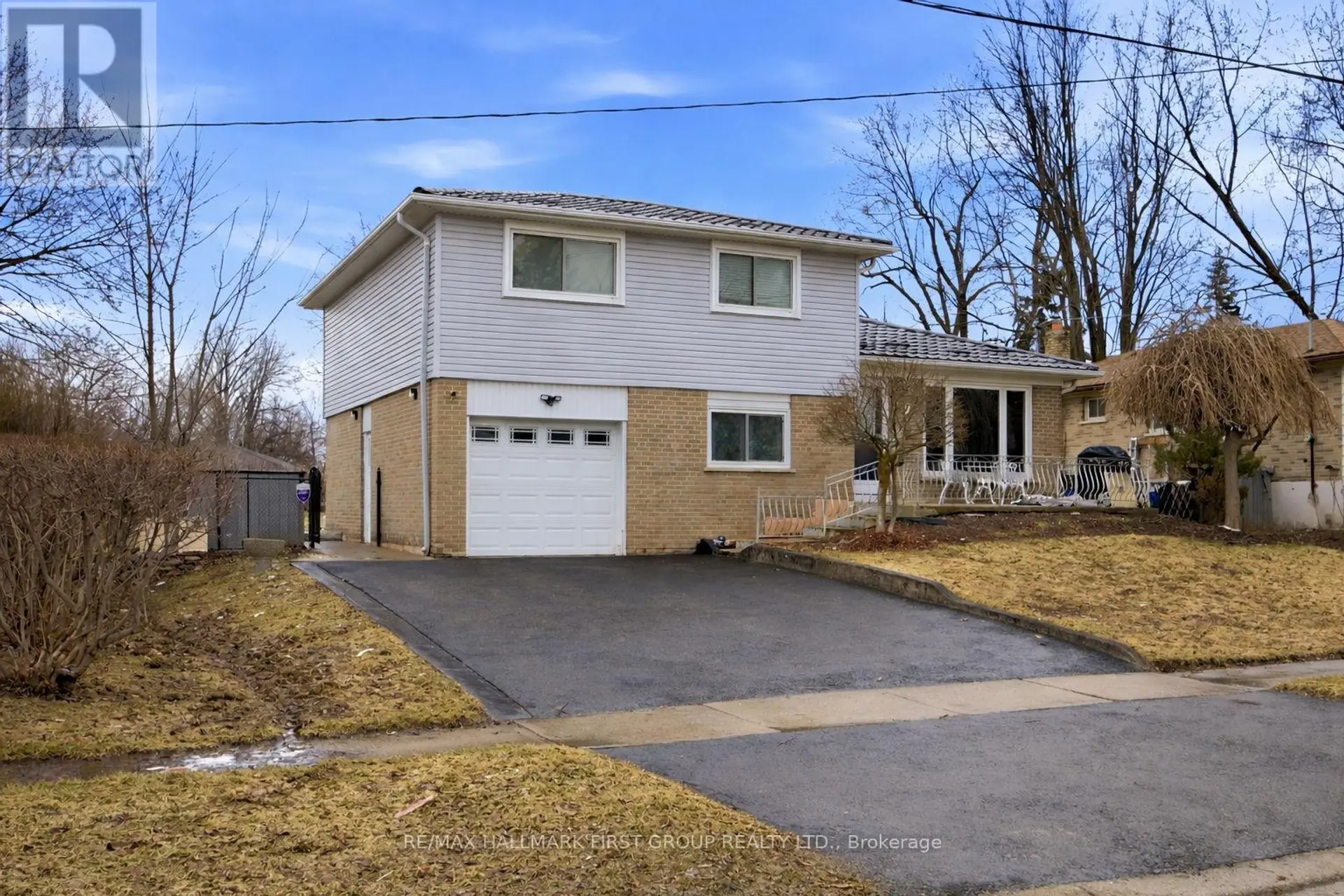 7 DAWSON CRESCENT - Image 1
