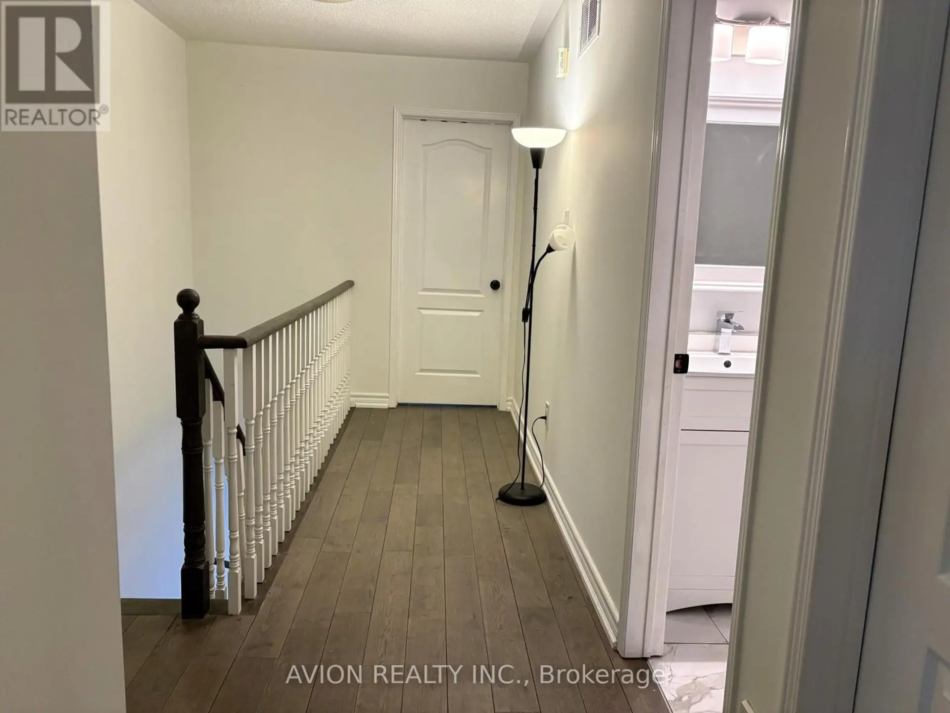 #6 601 SHORELINE DRIVE - Image 8