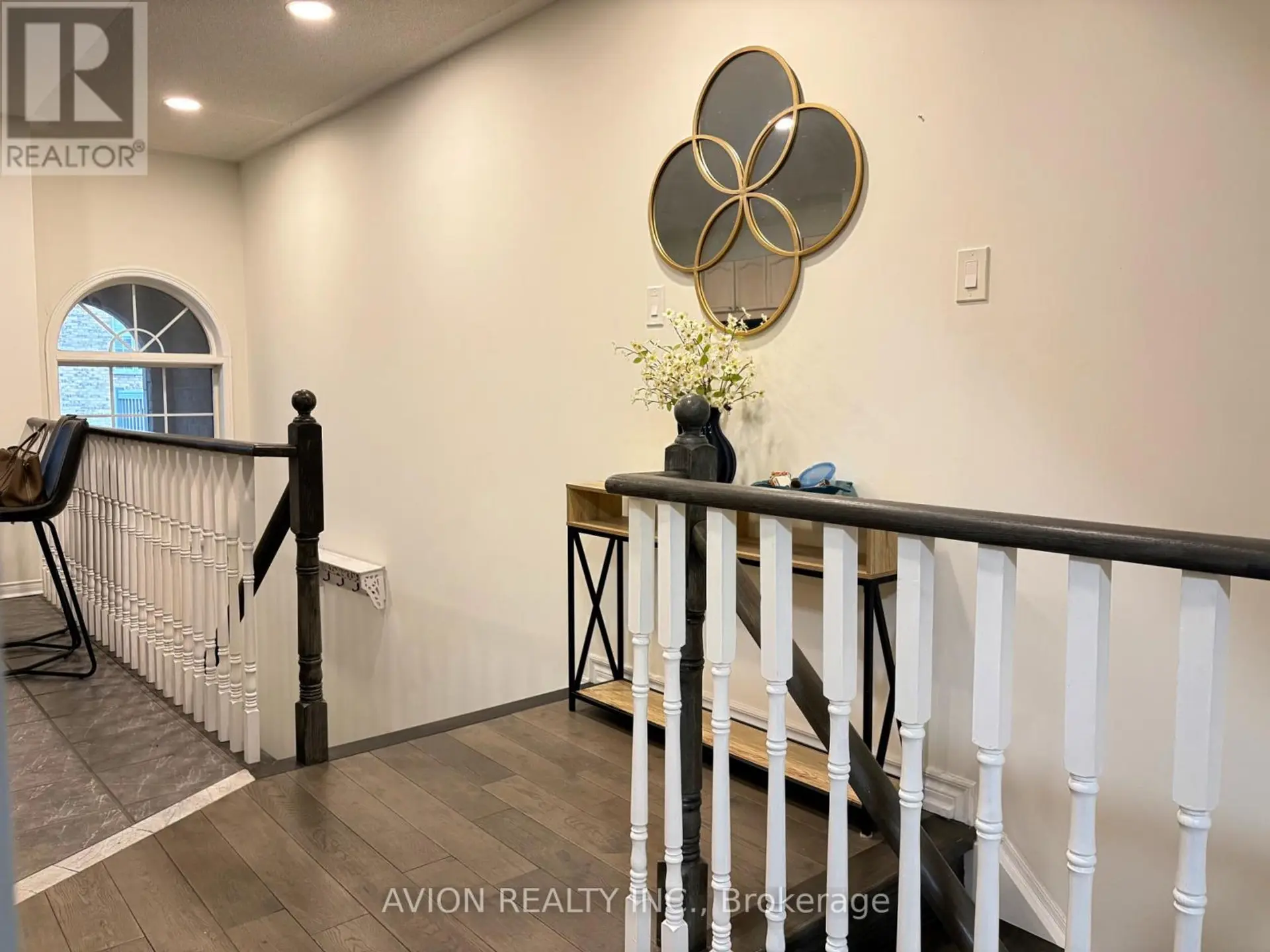 #6 601 SHORELINE DRIVE - Image 3