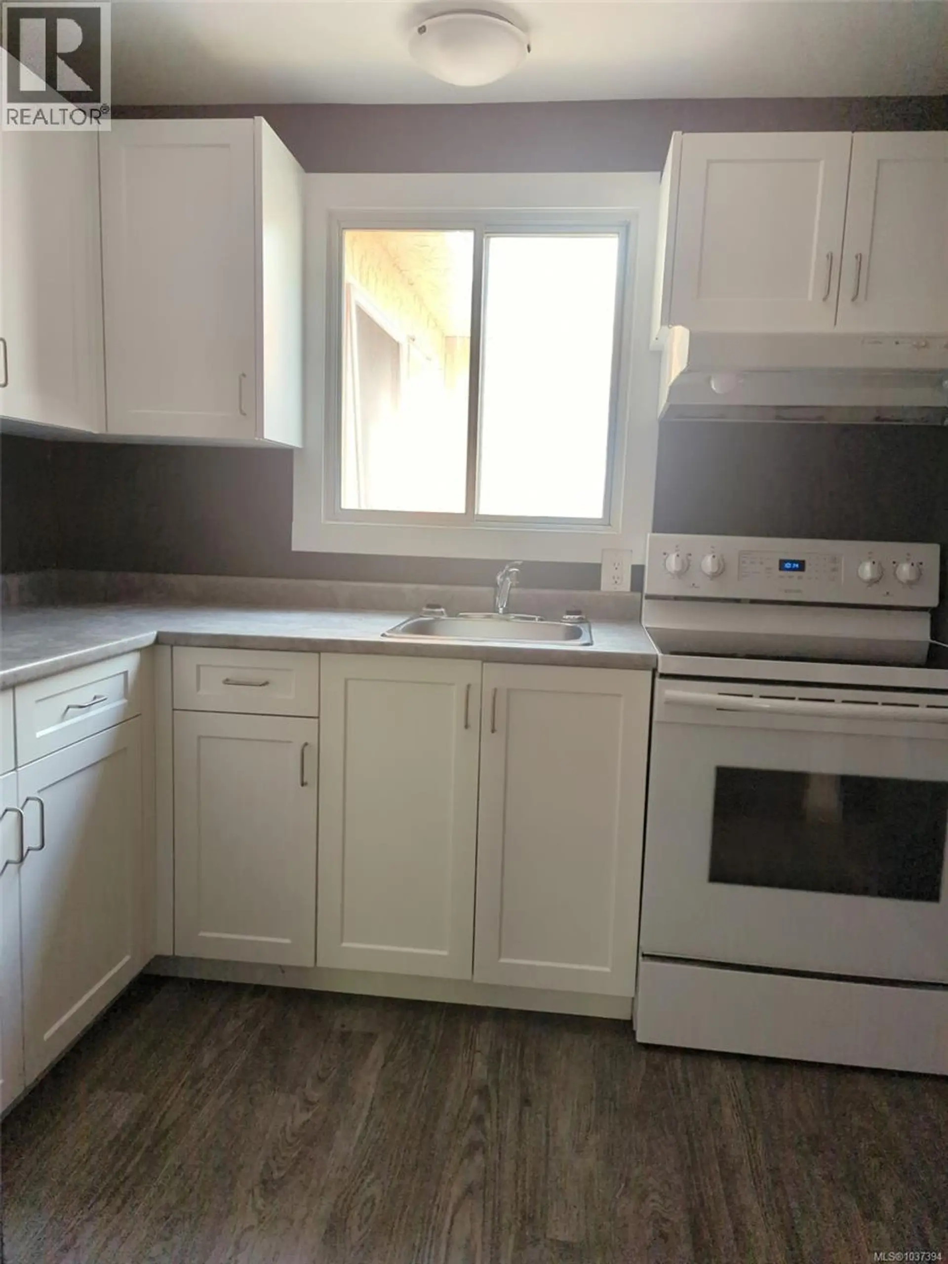 976 Market St - Image 6