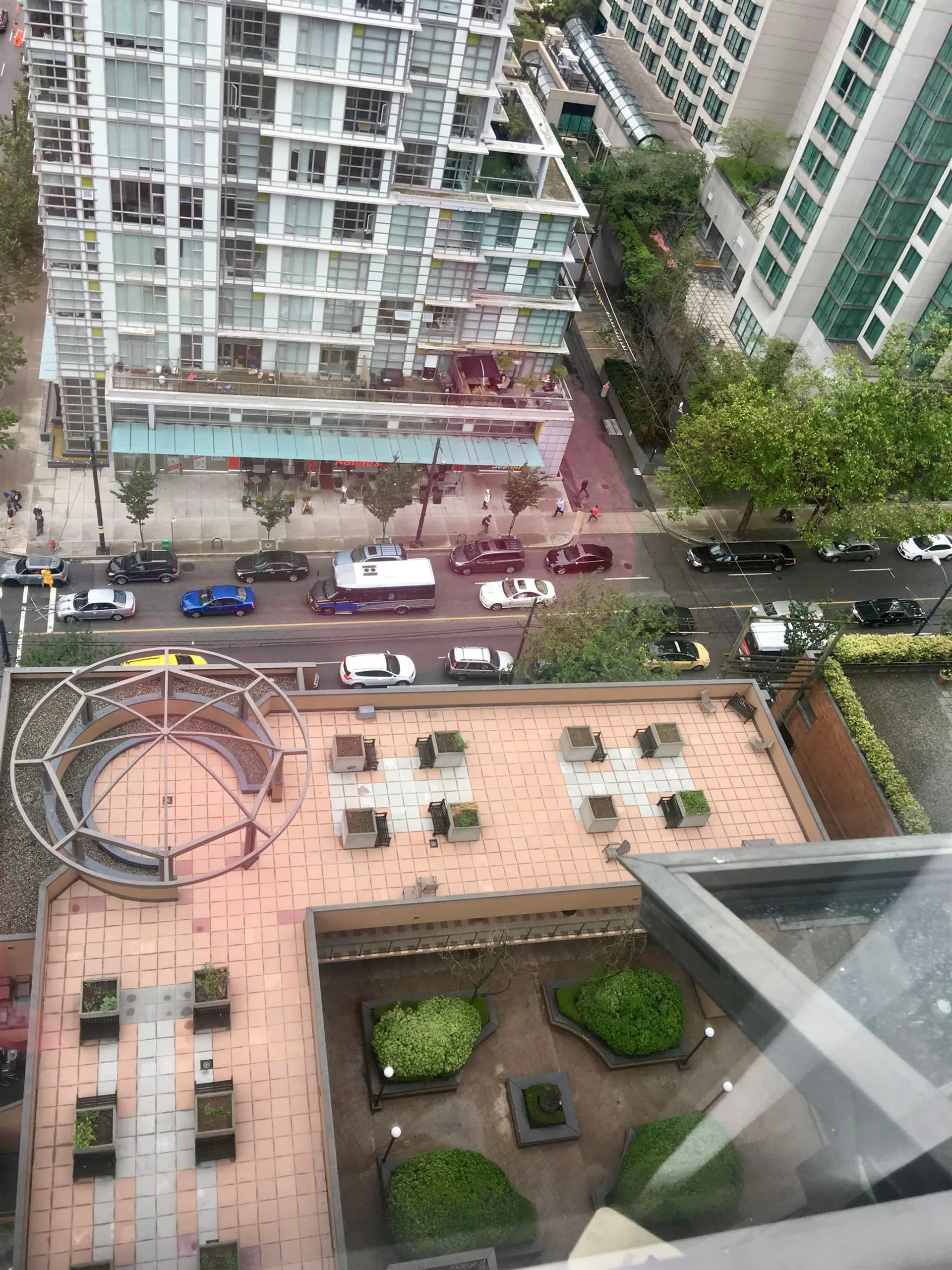 #2607 1189 Howe Street - Image 2