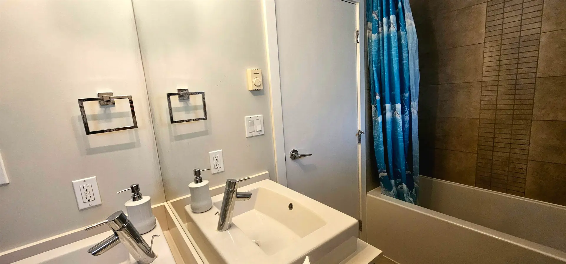 #47 6965 Hastings Street - Image 8