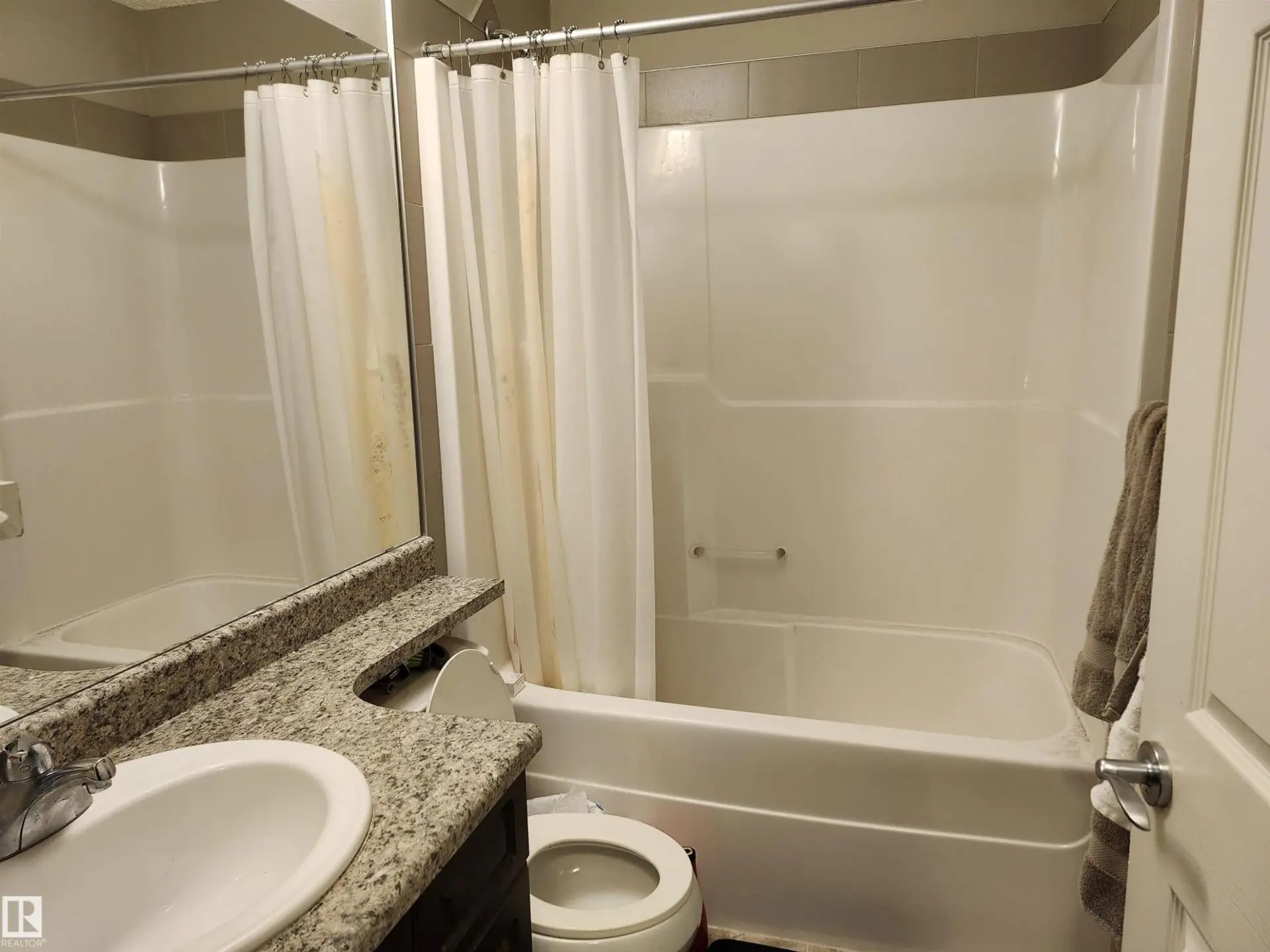 12026 167B AV NW - Image 18