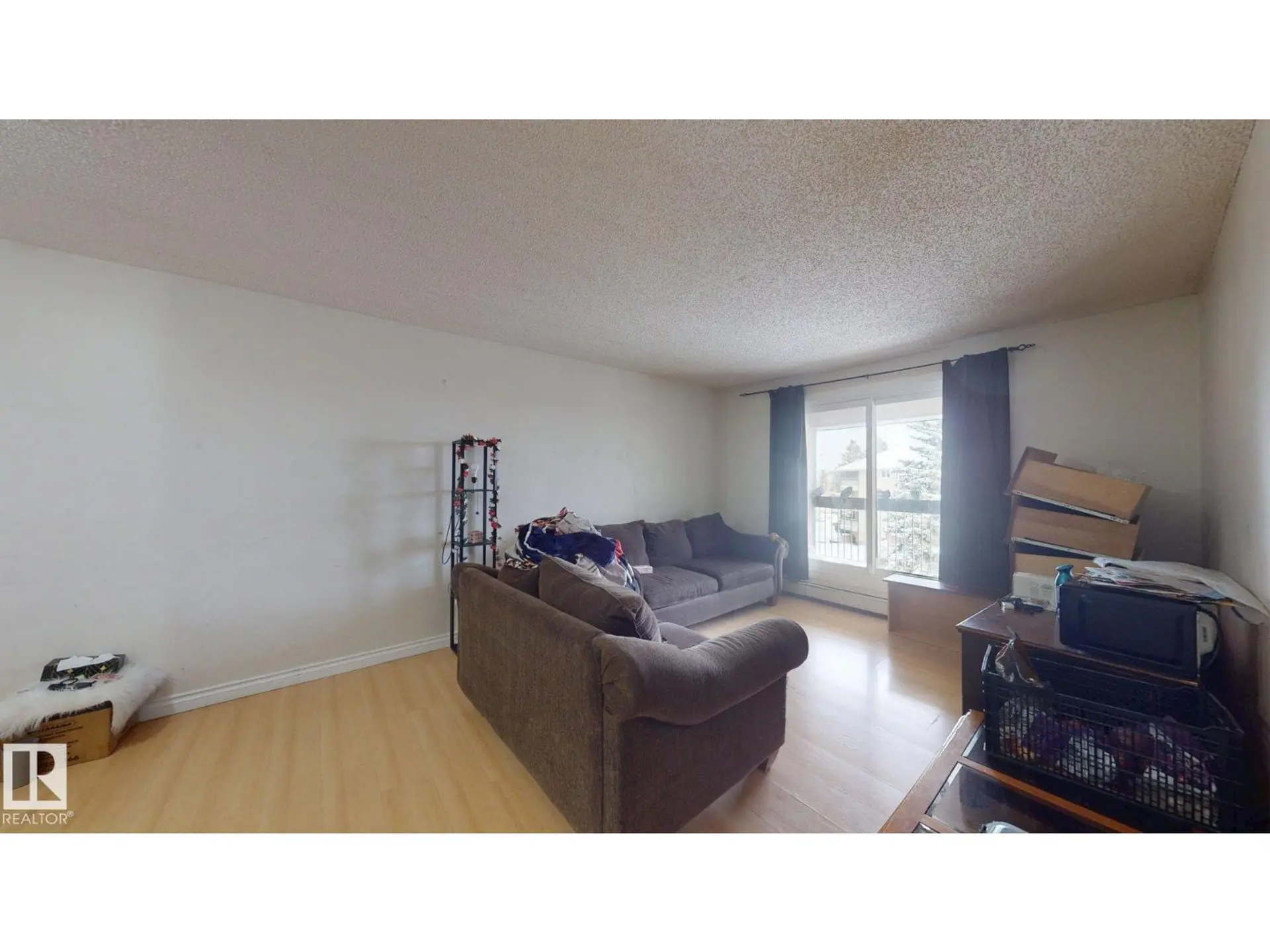 #402 2624 milwwods RD NW NW - Image 9
