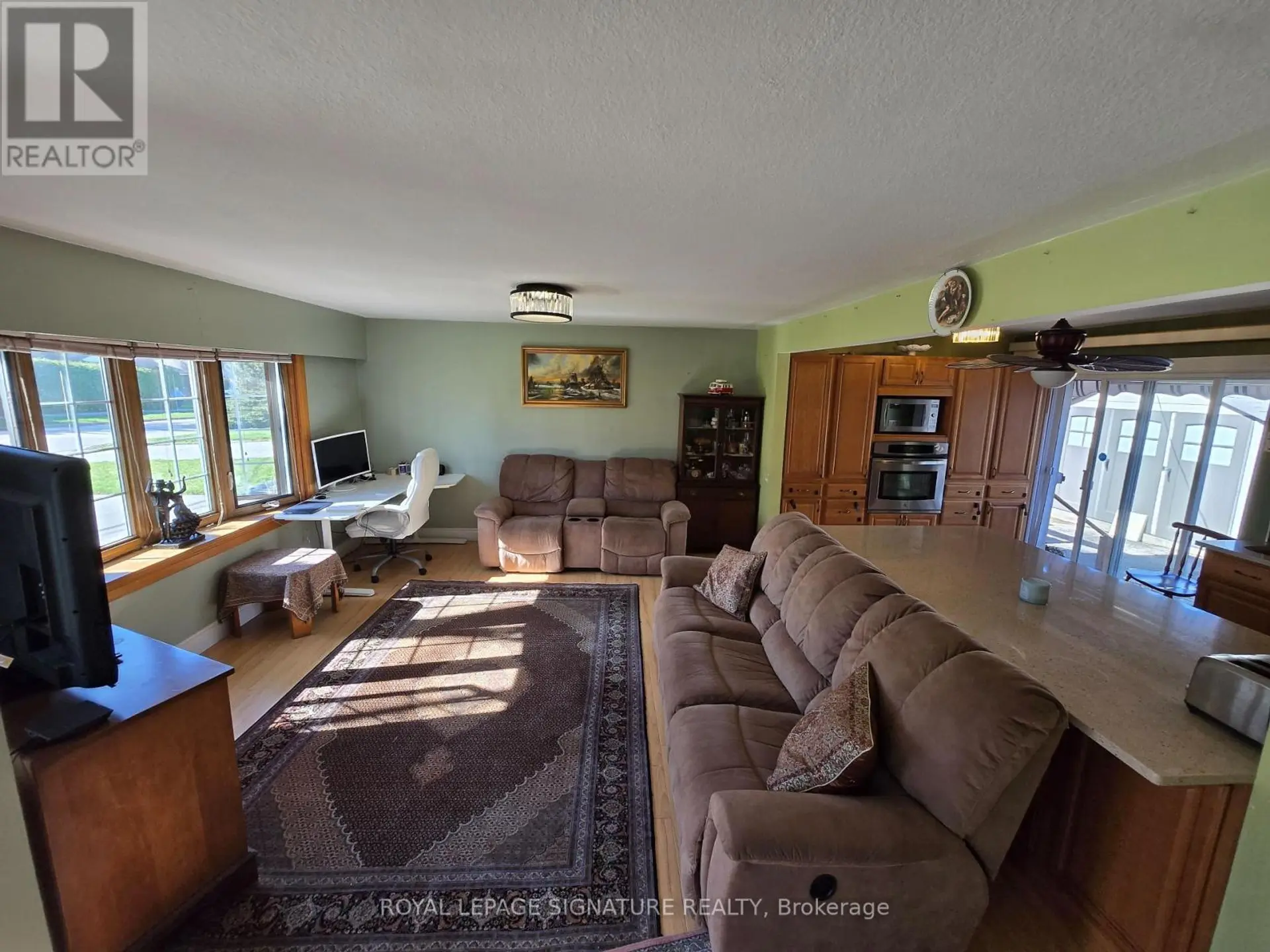 601 CONACHER DRIVE - Image 4