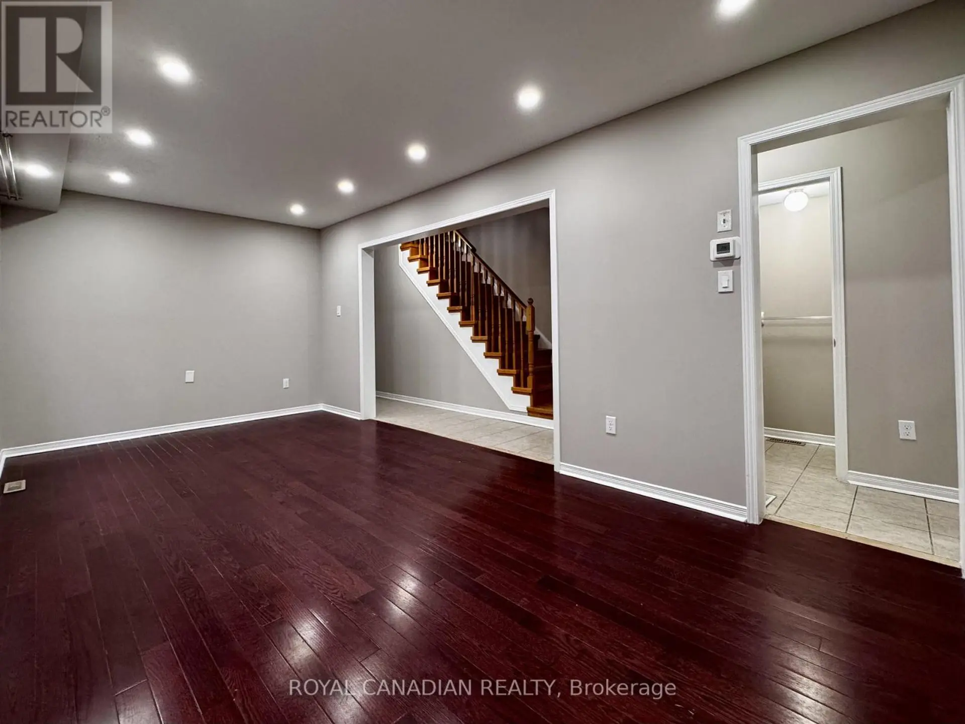 10 GUINEVERE ROAD - Image 2