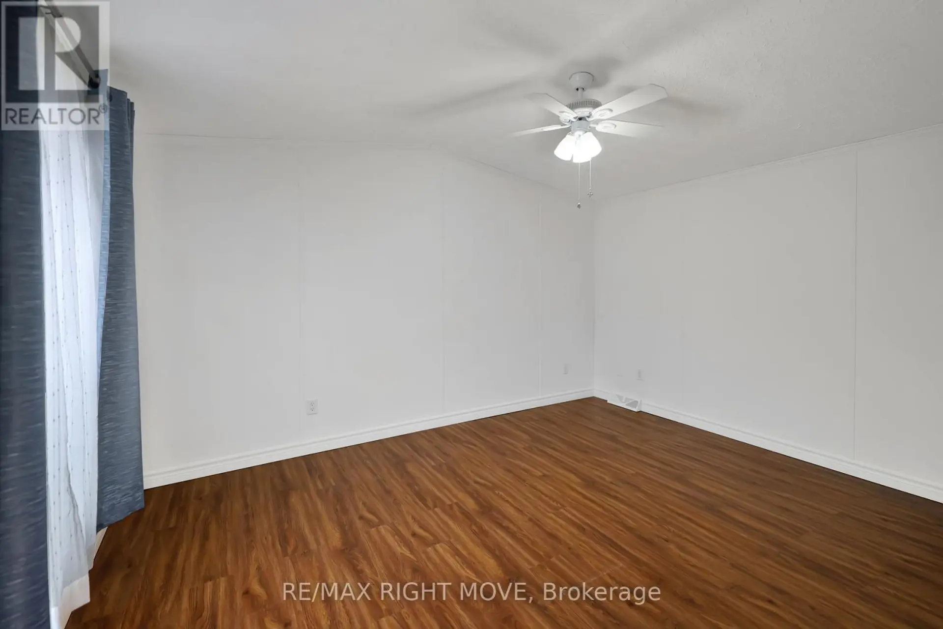 4041 ASH CRESCENT - Image 10