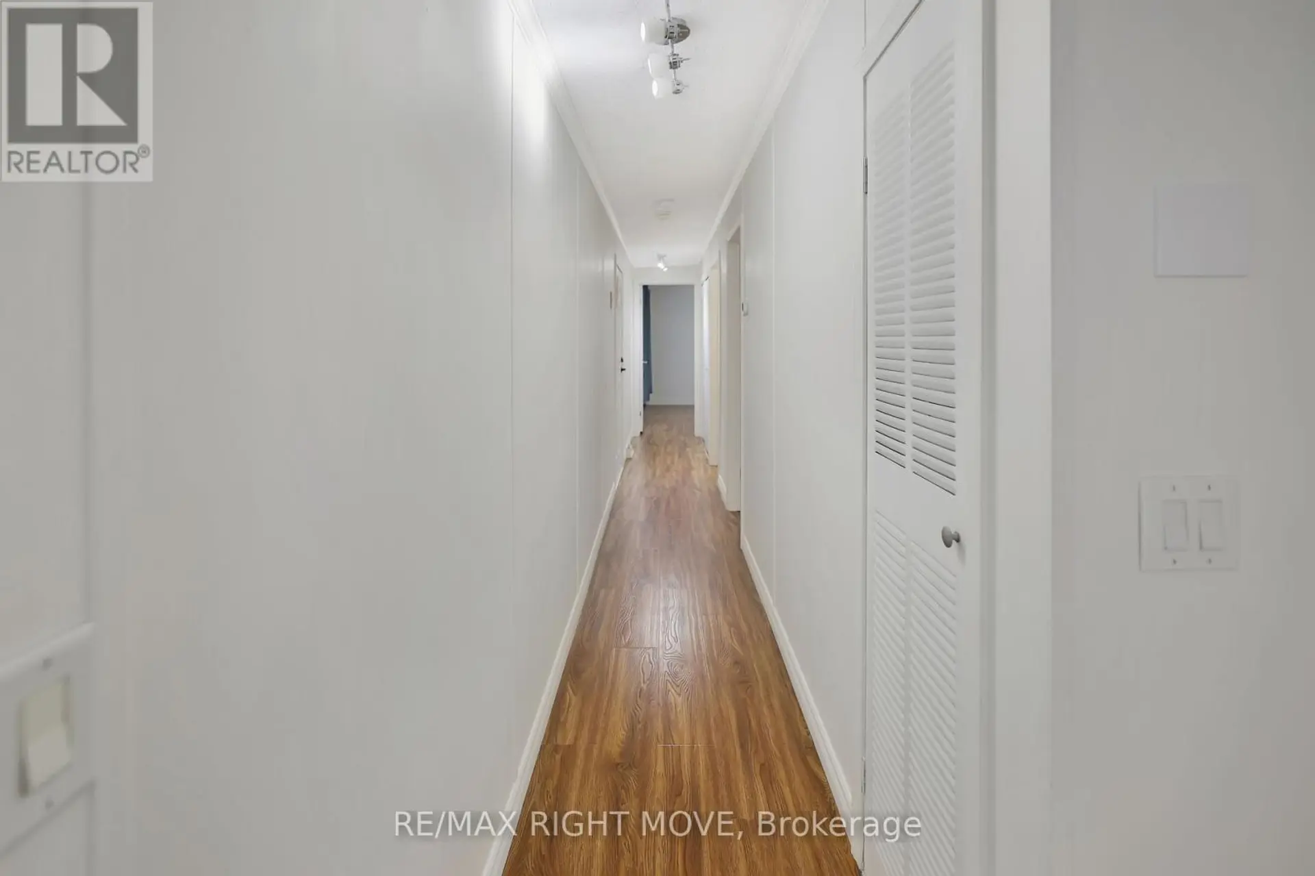 4041 ASH CRESCENT - Image 7