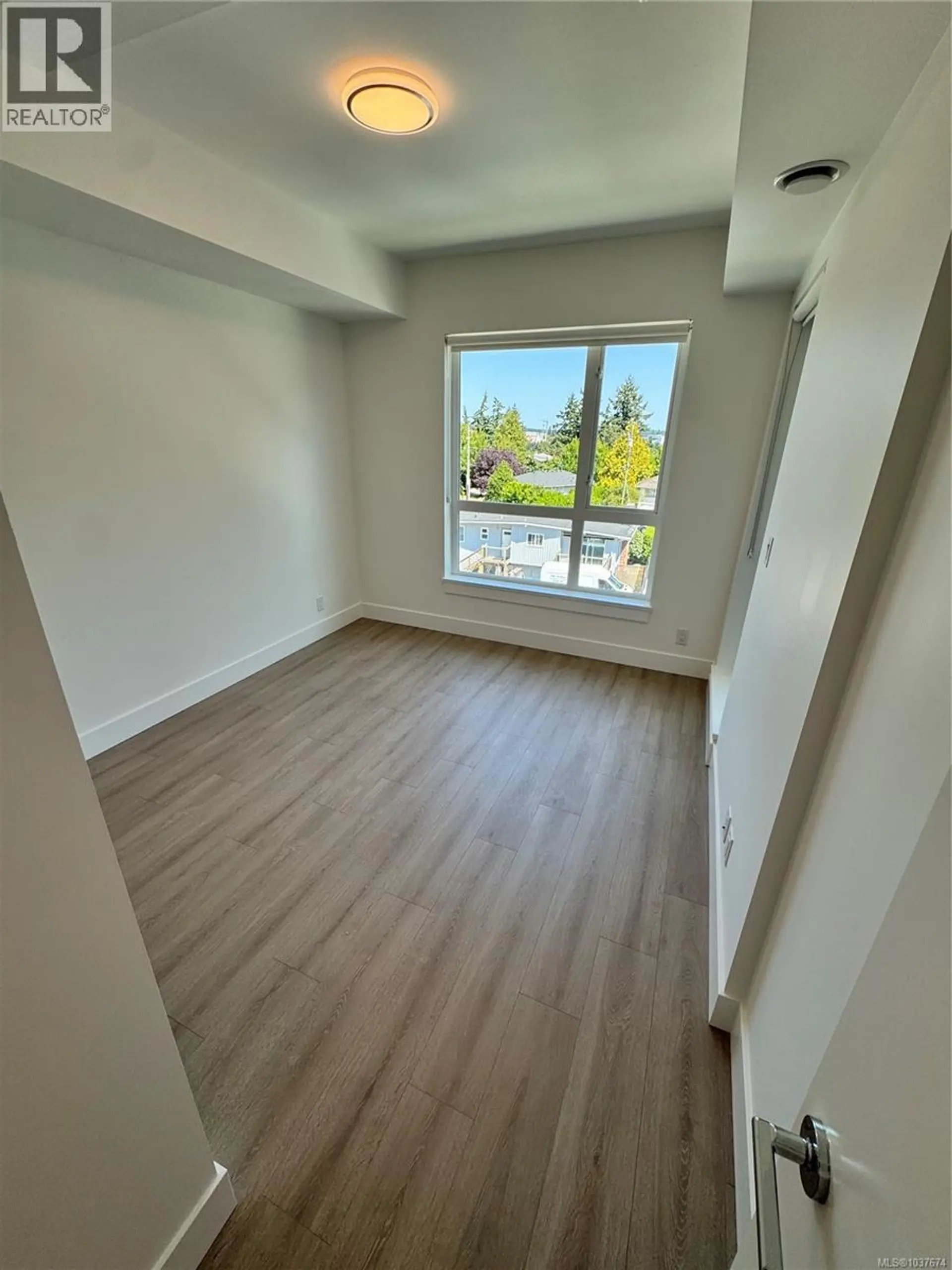 #403 258 Helmcken Rd - Image 11
