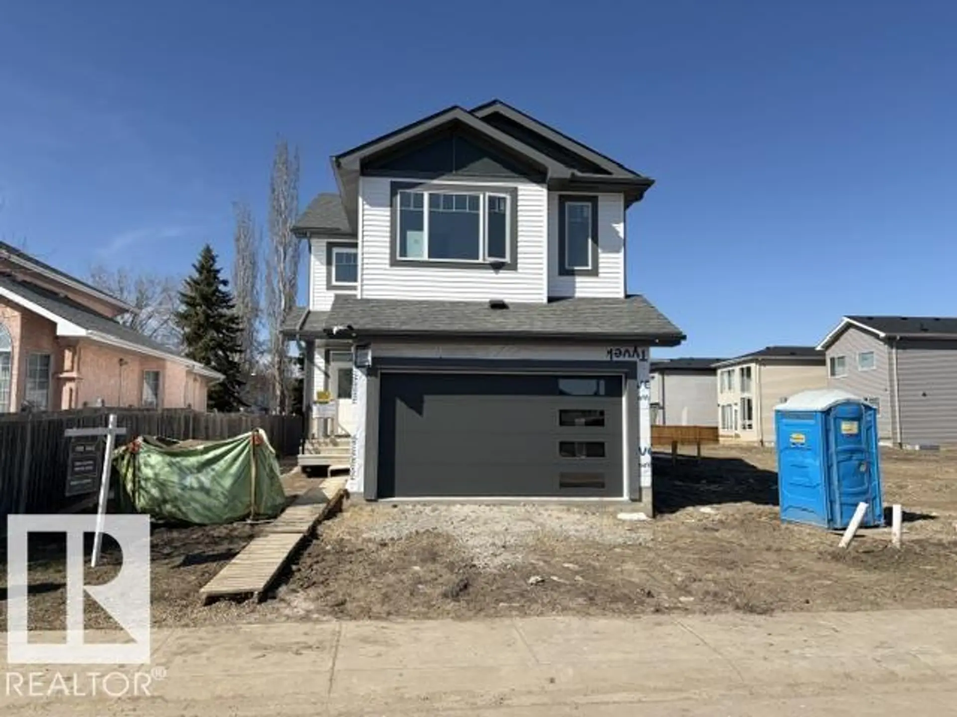 30 ELSINORE PL NW - Image 1