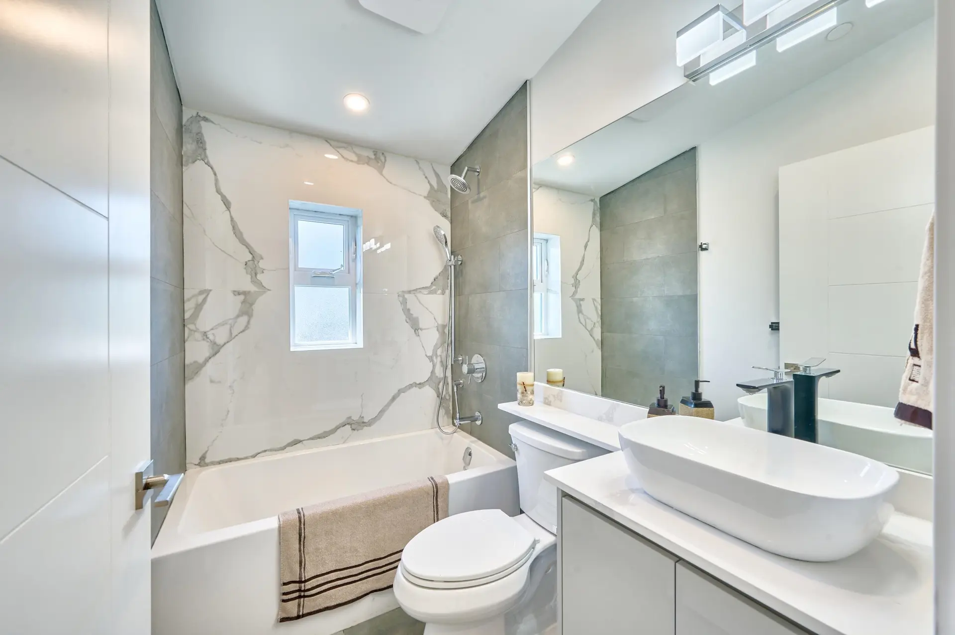 810 E 51st Avenue - Image 12