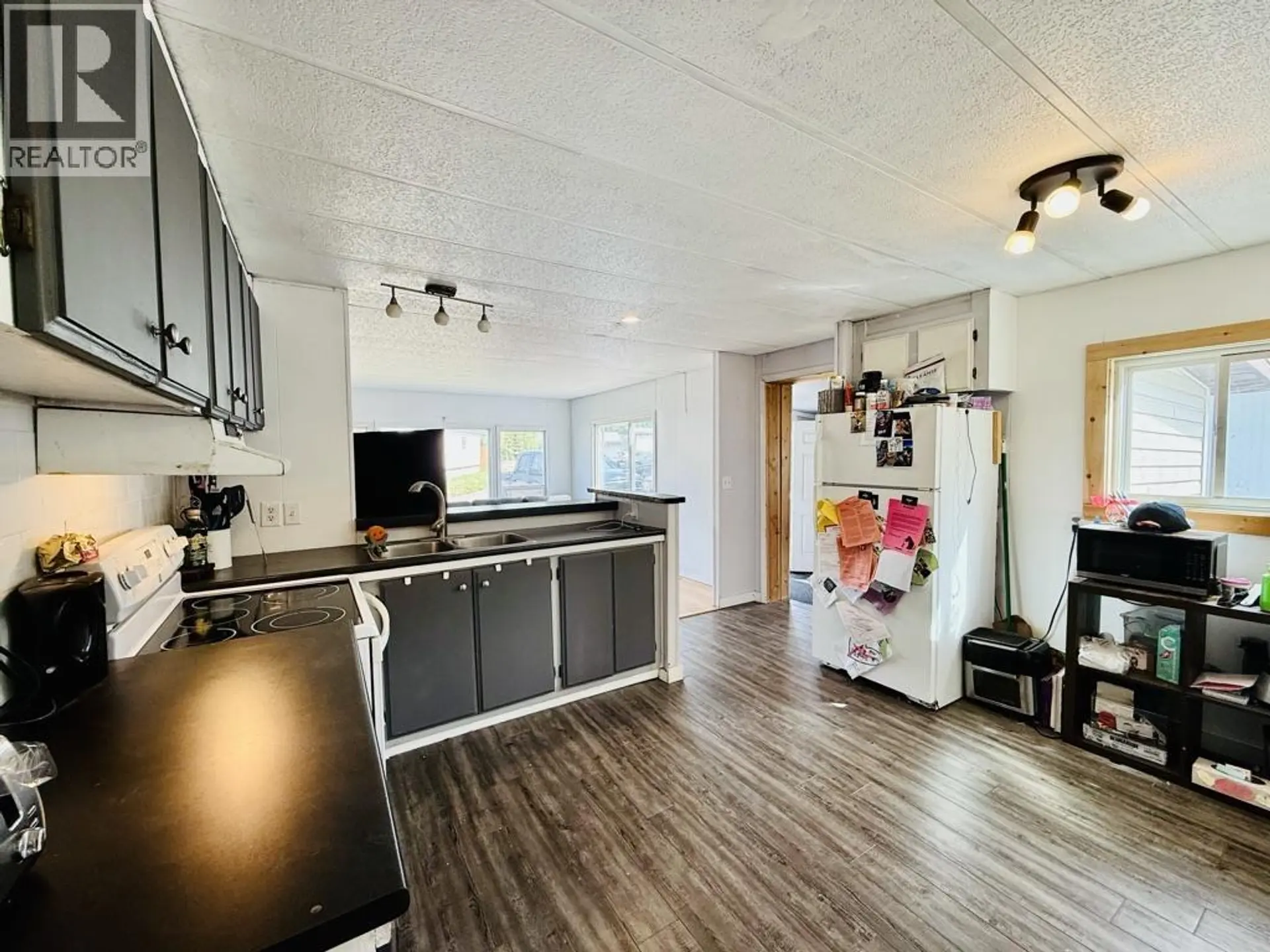 #69 95 LAIDLAW ROAD - Image 3