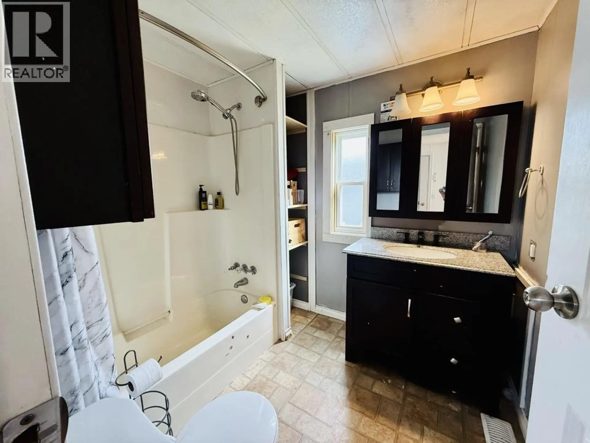#69 95 LAIDLAW ROAD - Image 9