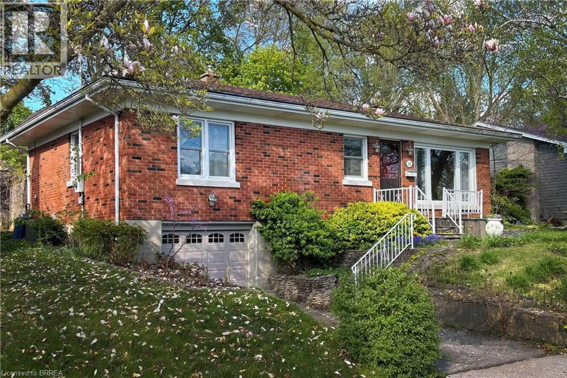 38 SLATER Street - Image 1