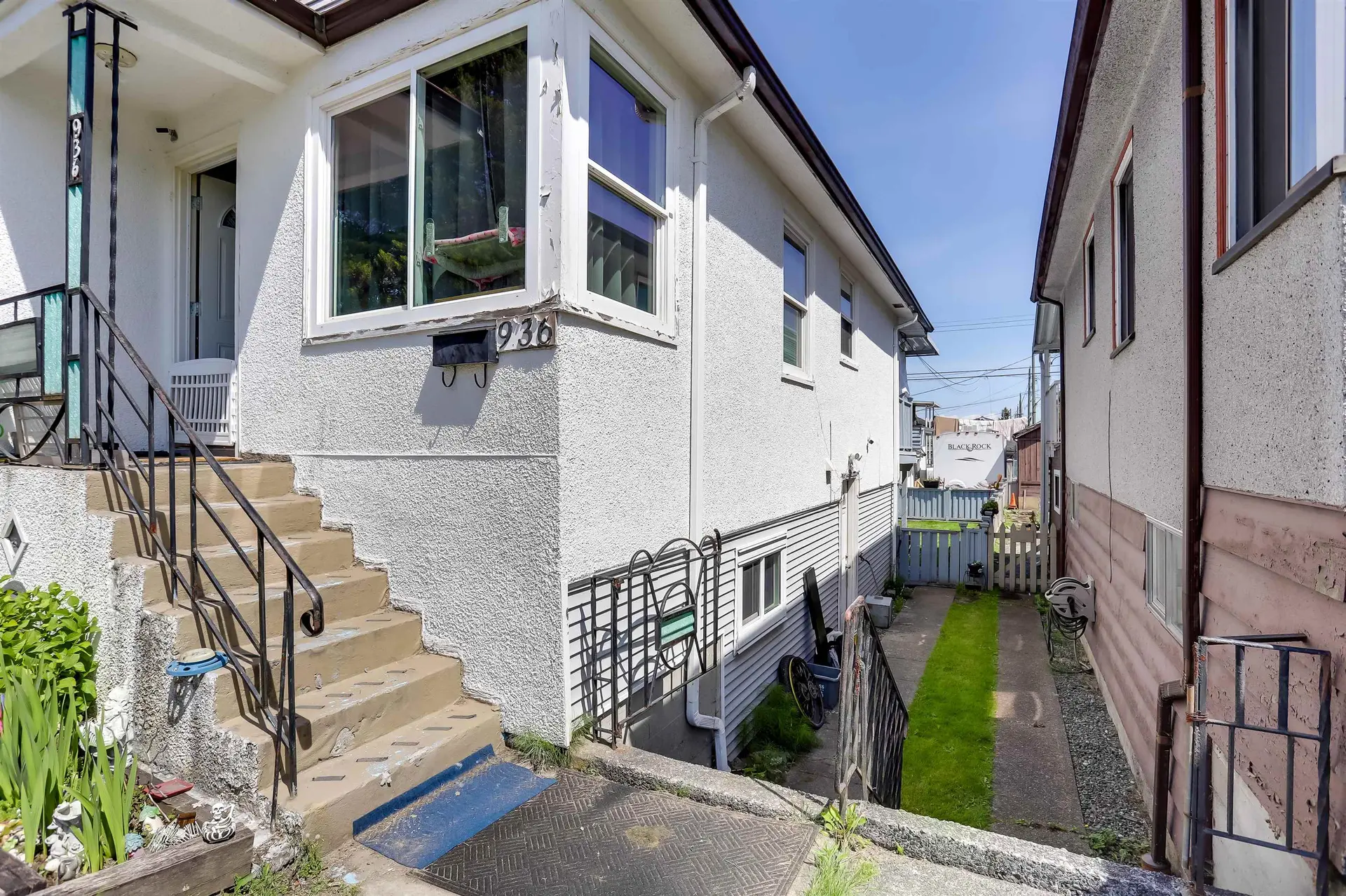 936 Nanaimo Street - Image 2