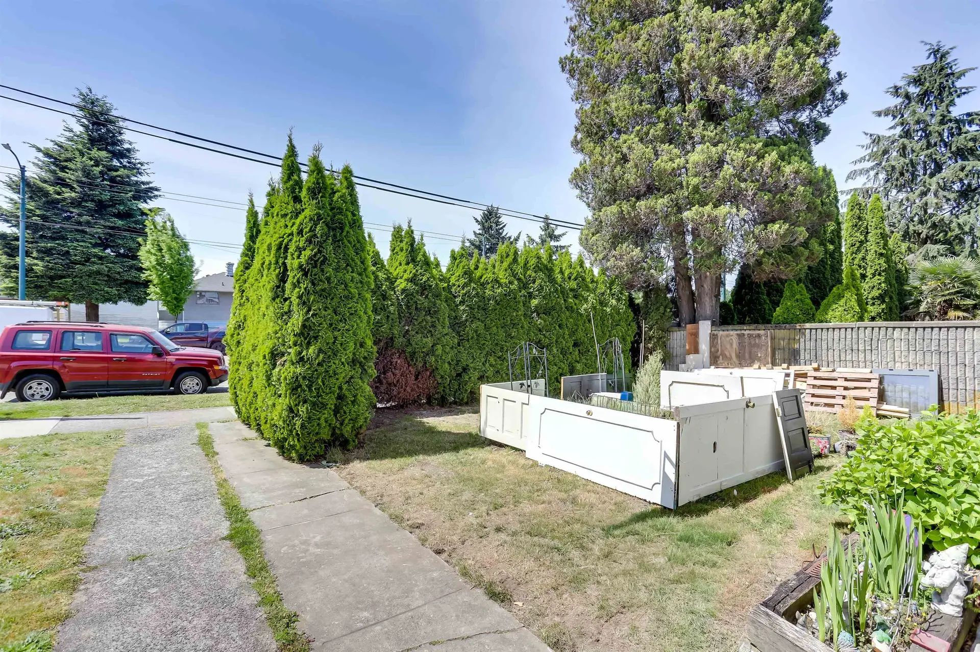 936 Nanaimo Street - Image 6