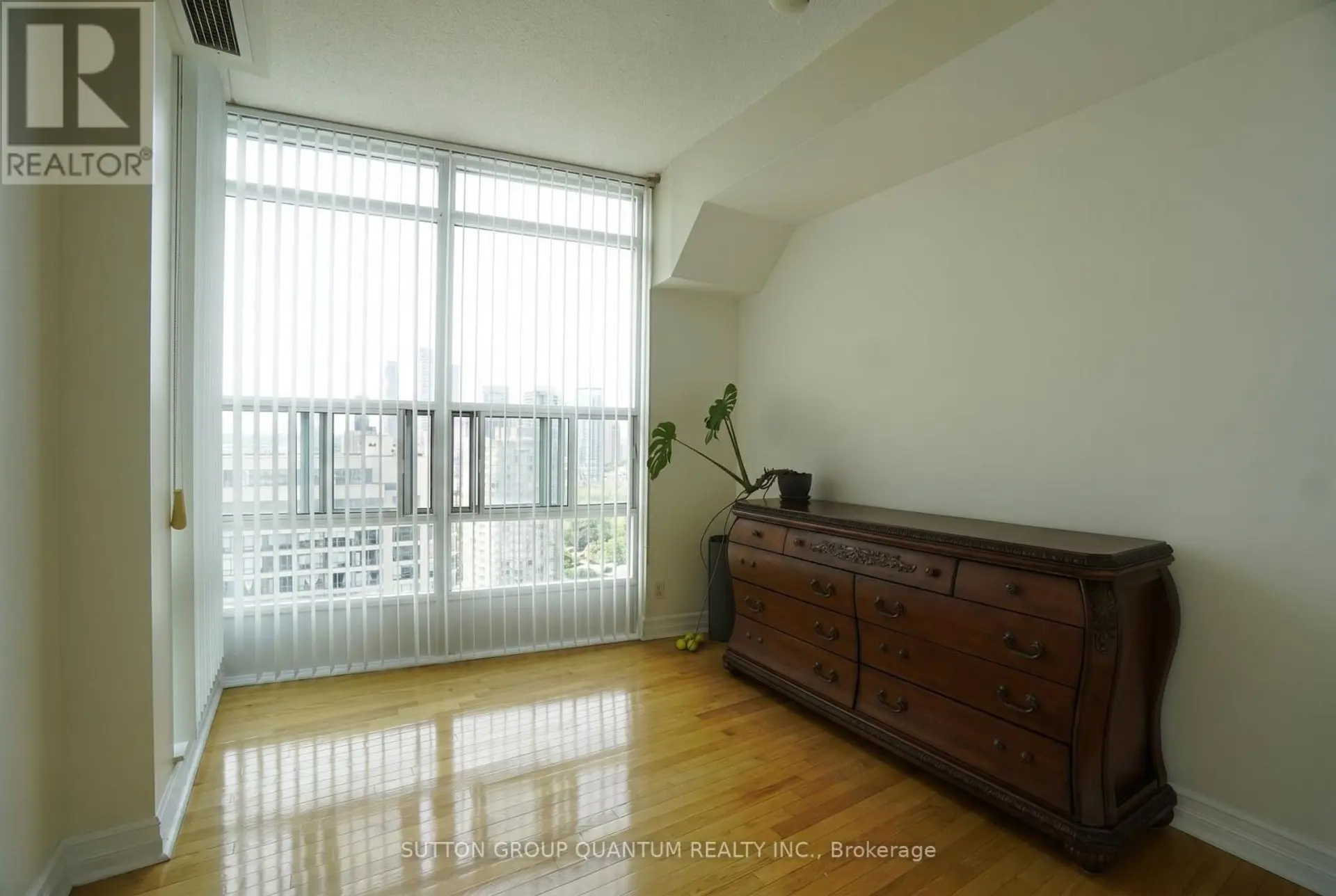 #2705 1 ELM DRIVE W - Image 17