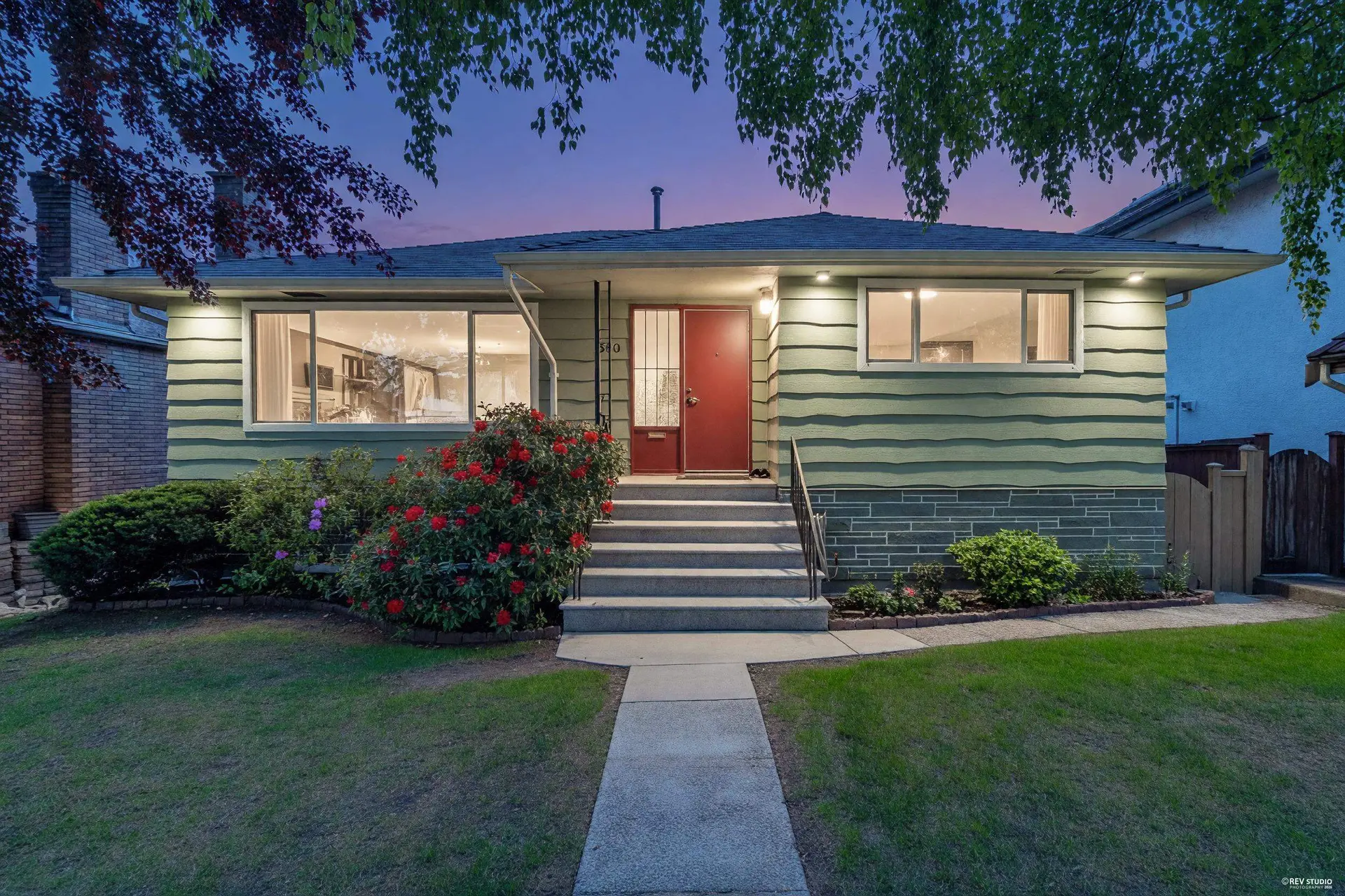 Property at 580 W 64th Avenue, Vancouver, BC