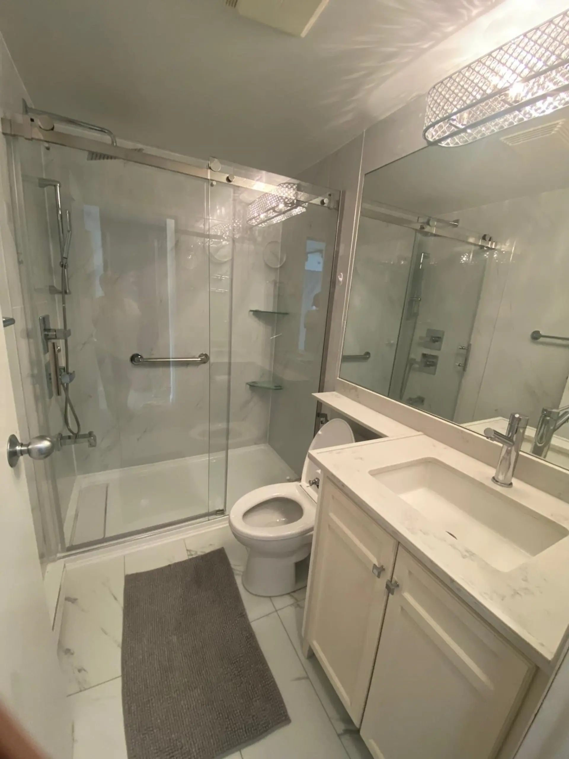#503 1889 Alberni Street - Image 4
