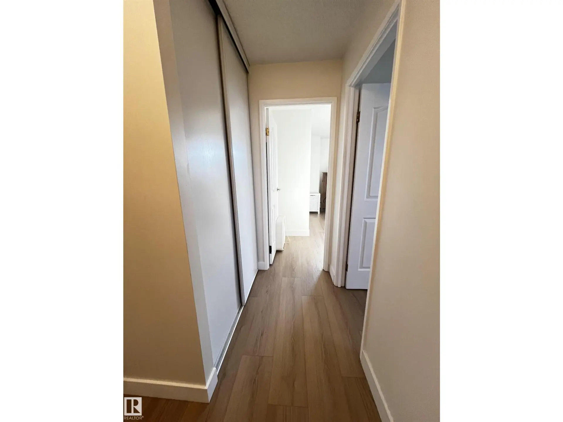 #807 10011 116 ST NW - Image 16