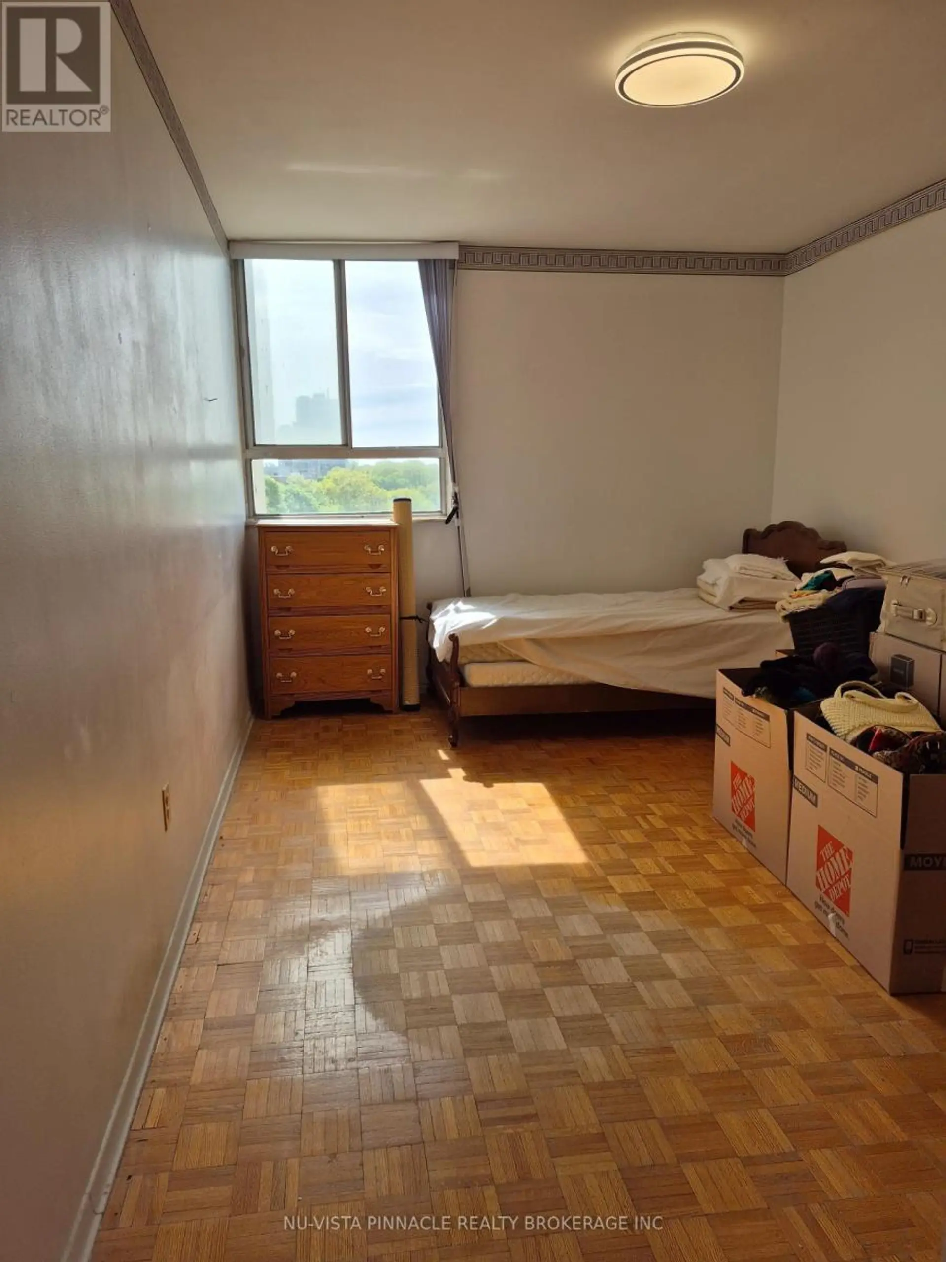 #612 1 MASSEY SQUARE - Image 7