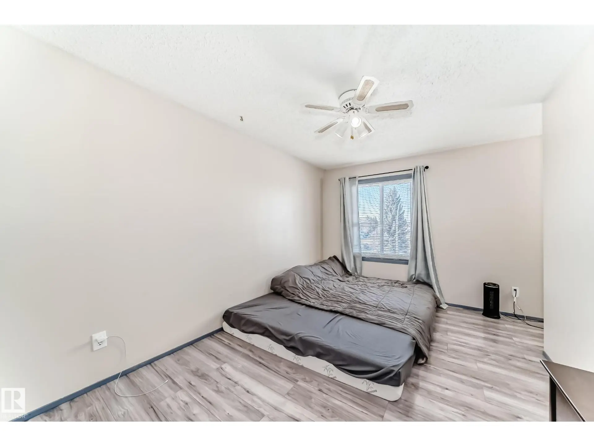214A WARWICK RD NW - Image 13